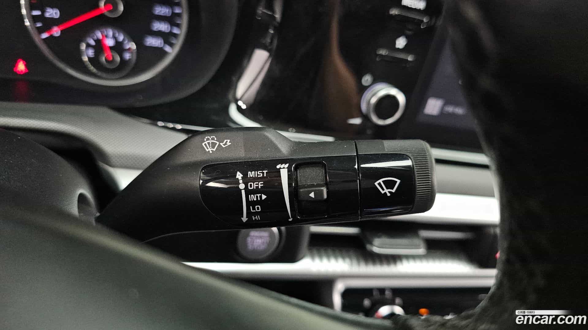 K5 Kia 2022.3-OPTION-041