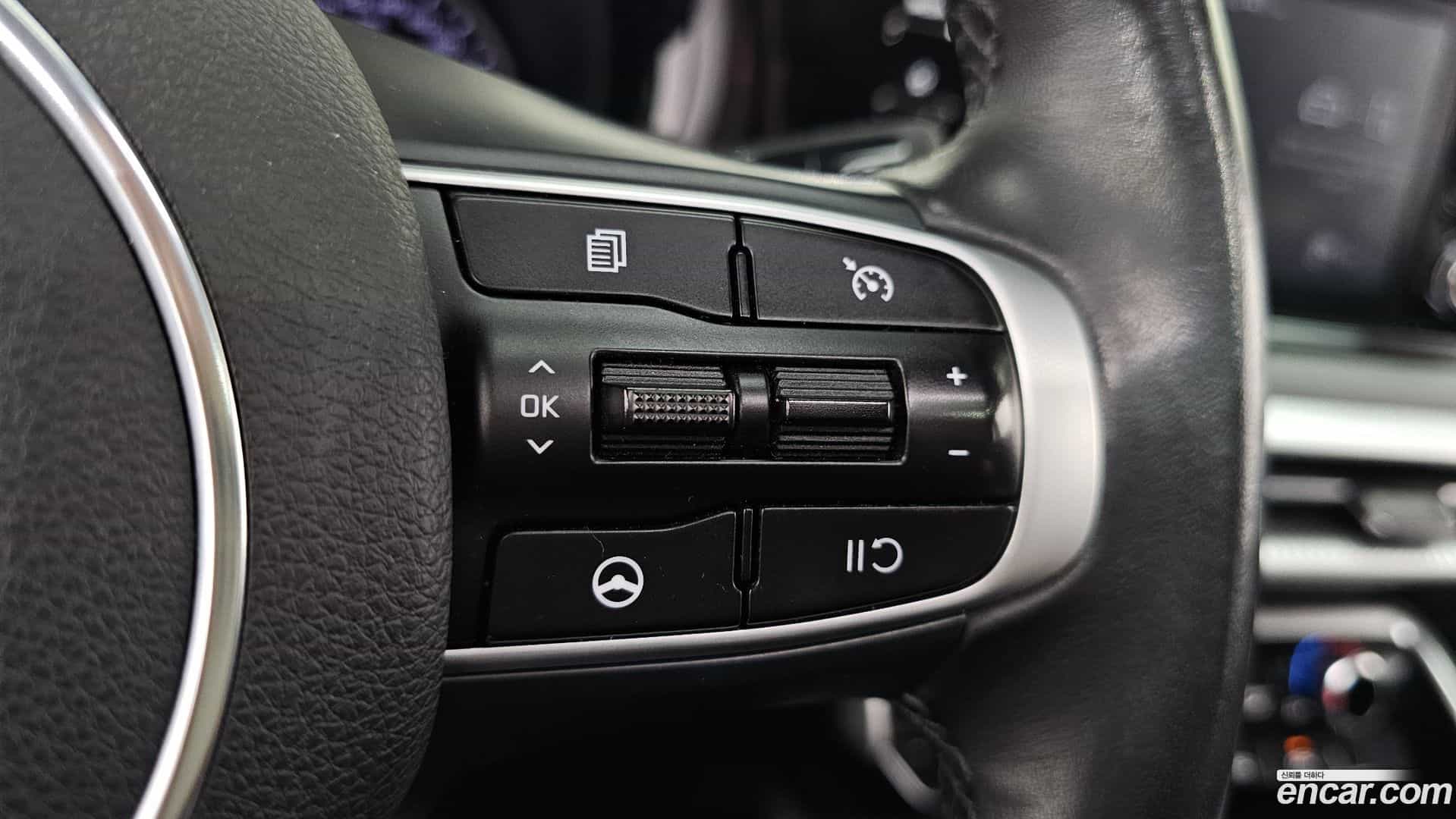 K5 Kia 2022.3-OPTION-043