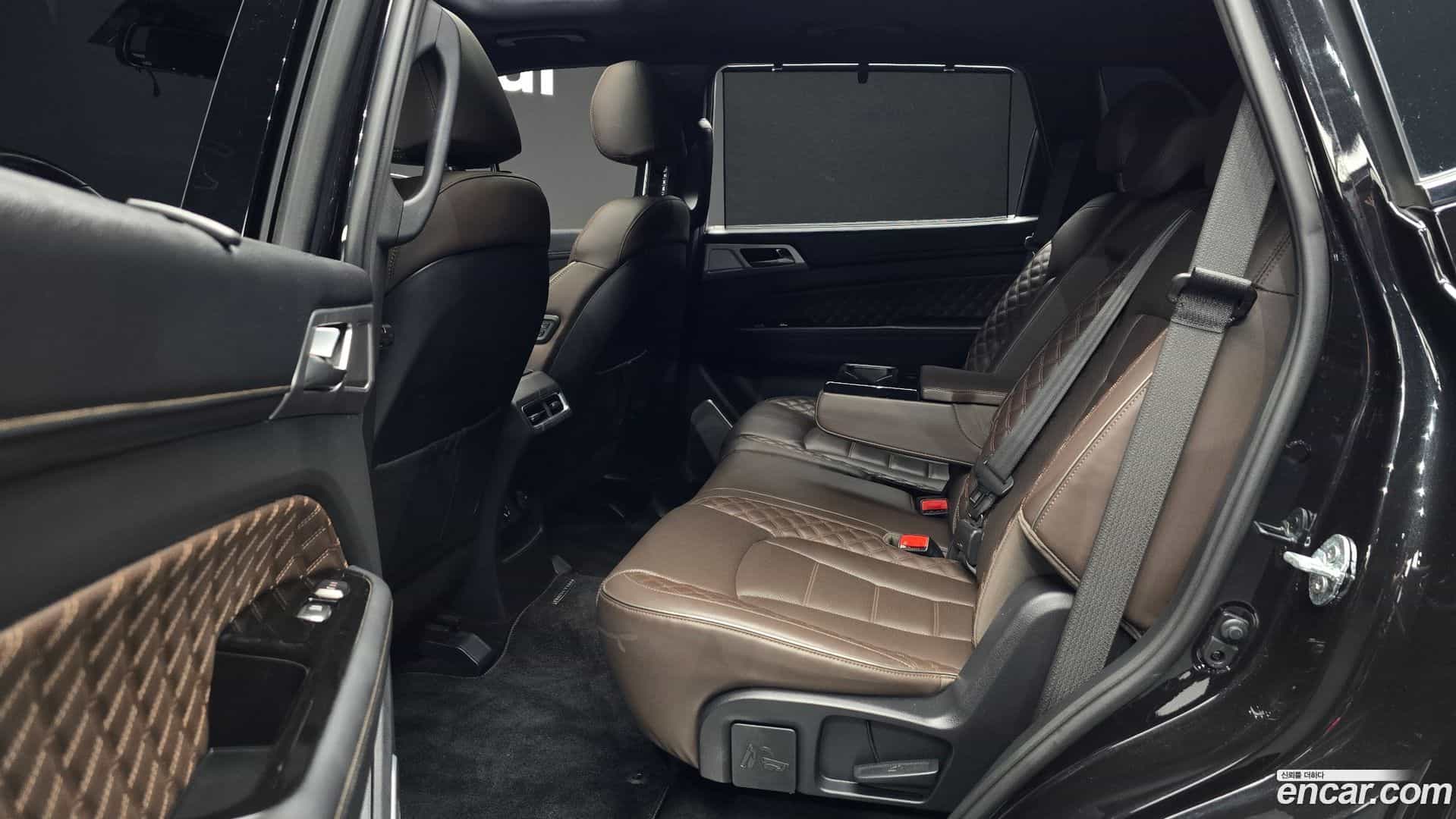Rexton KG Mobility 2021.4-OPTION-016