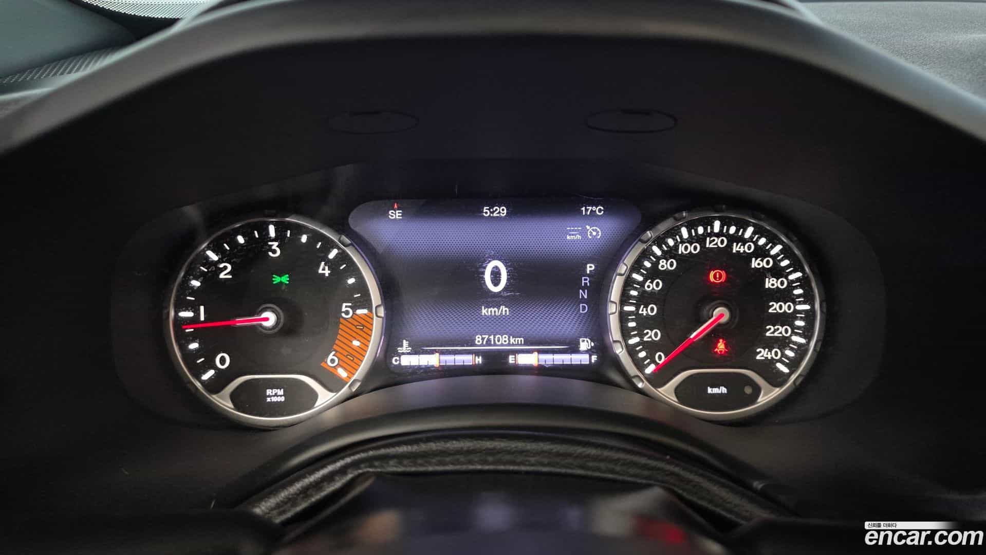 Renegade Jeep 2020.0-INNER-008