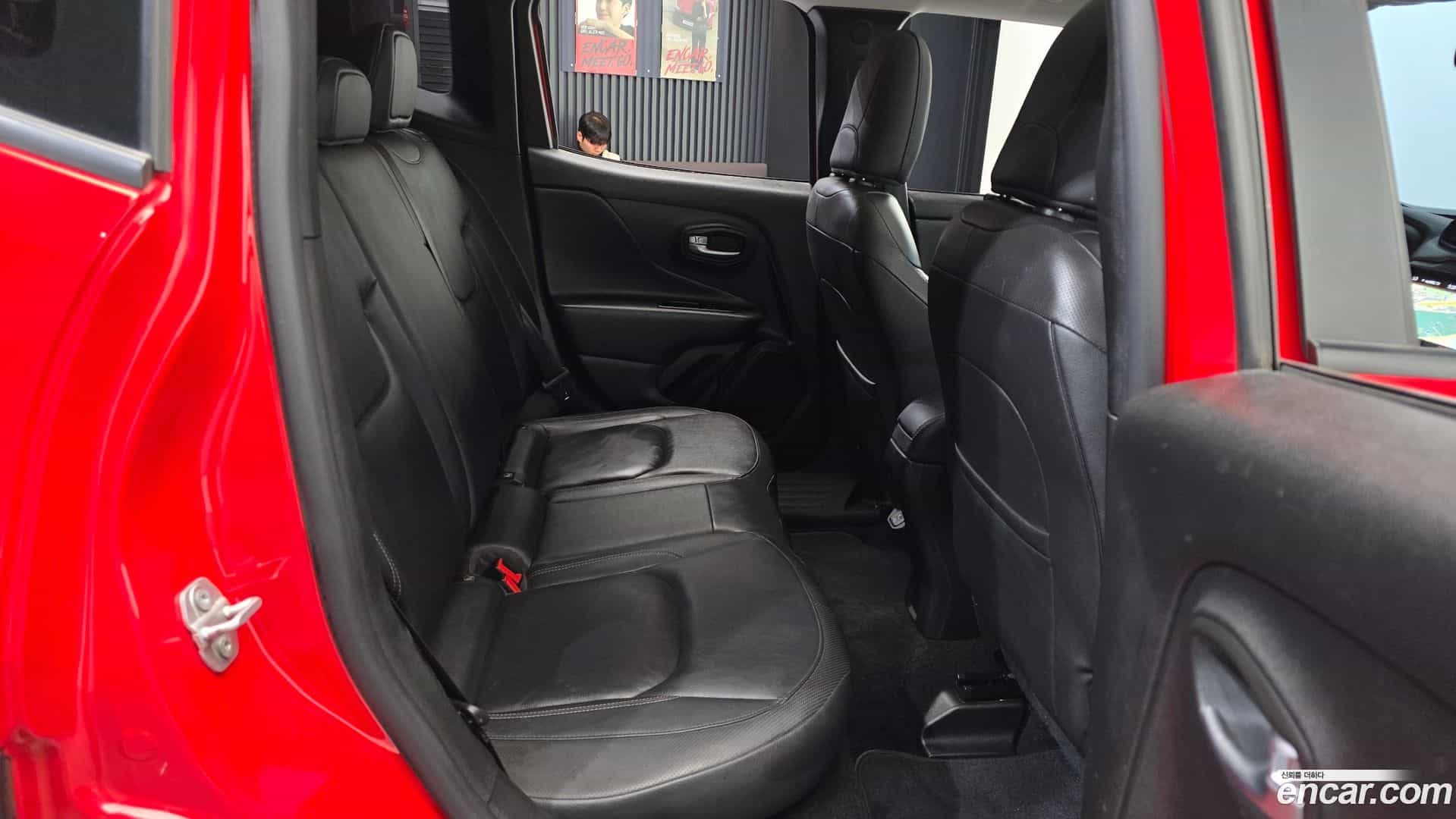 Renegade Jeep 2020.0-OPTION-016