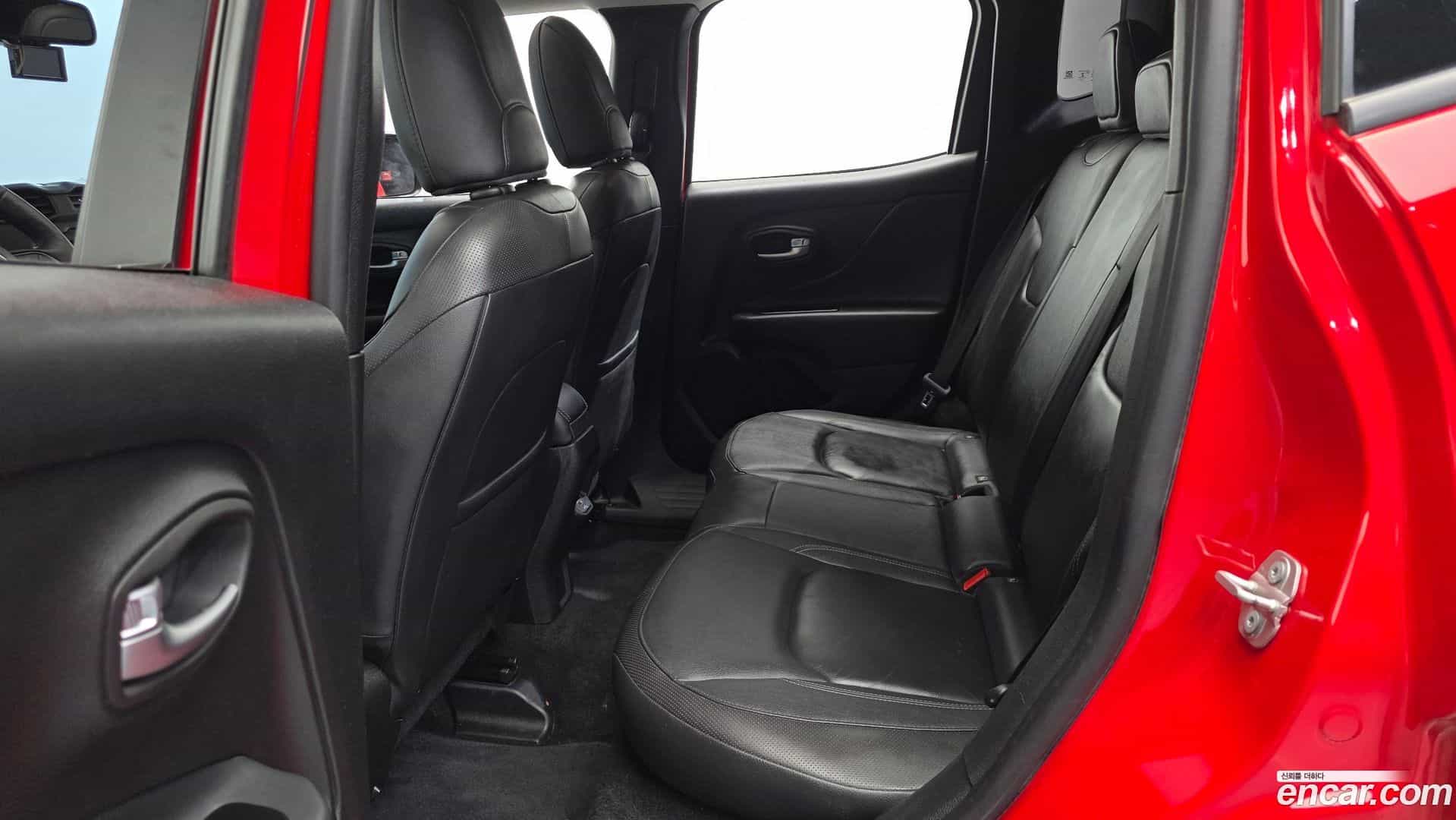 Renegade Jeep 2020.0-INNER-036