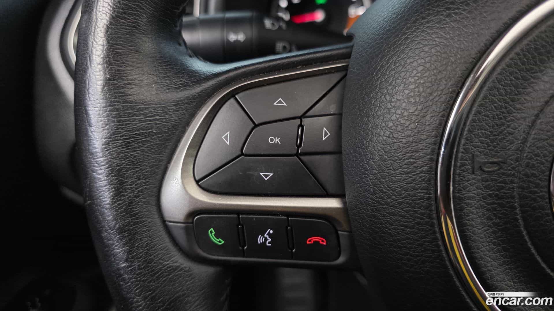 Renegade Jeep 2020.0-OPTION-047