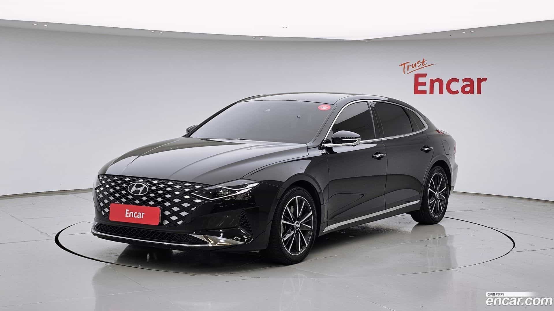 Grandeur Hyundai 2021.0-OUTER-001