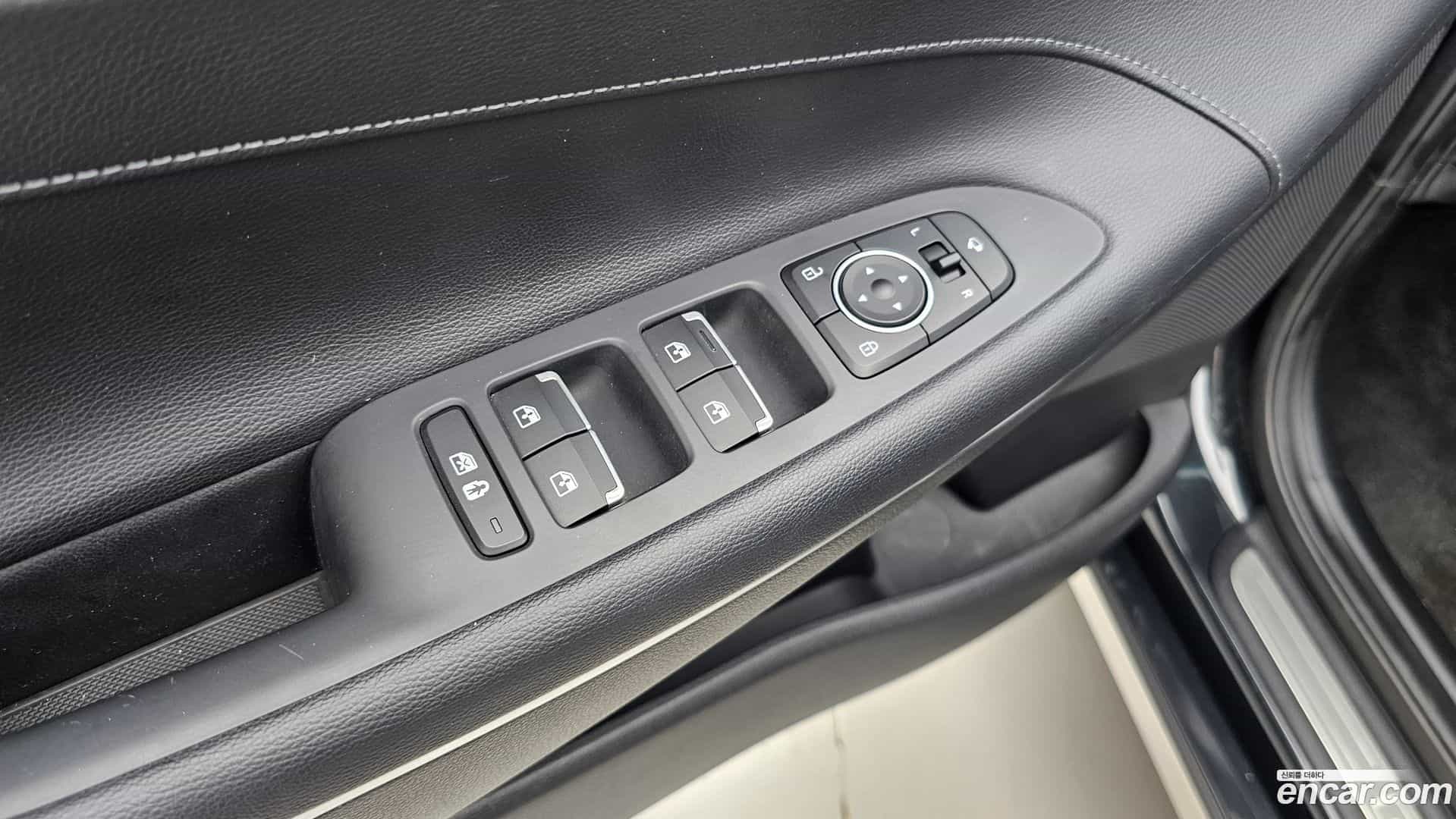 Grandeur Hyundai 2021.0-OPTION-021