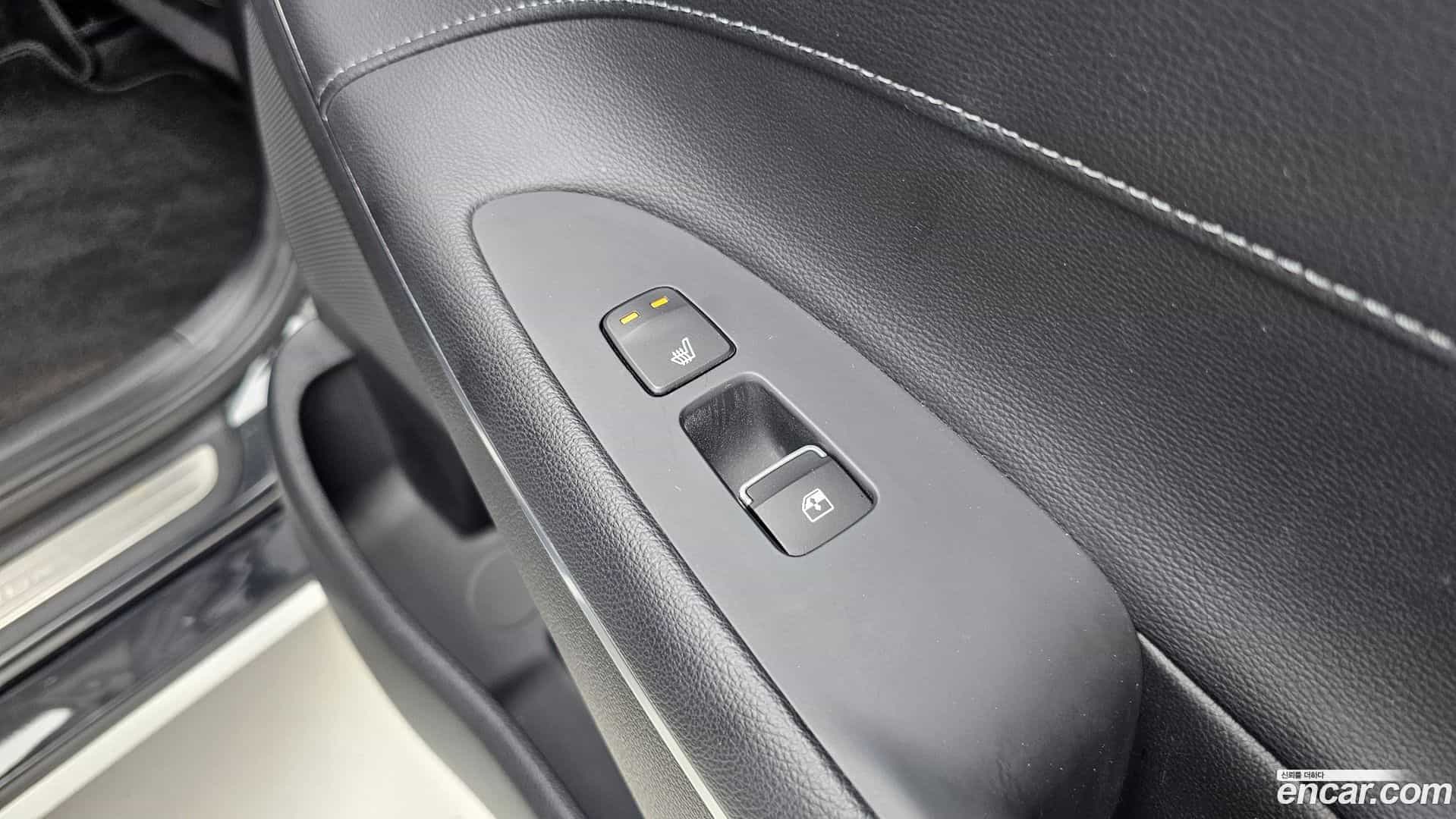 Grandeur Hyundai 2021.0-OPTION-023
