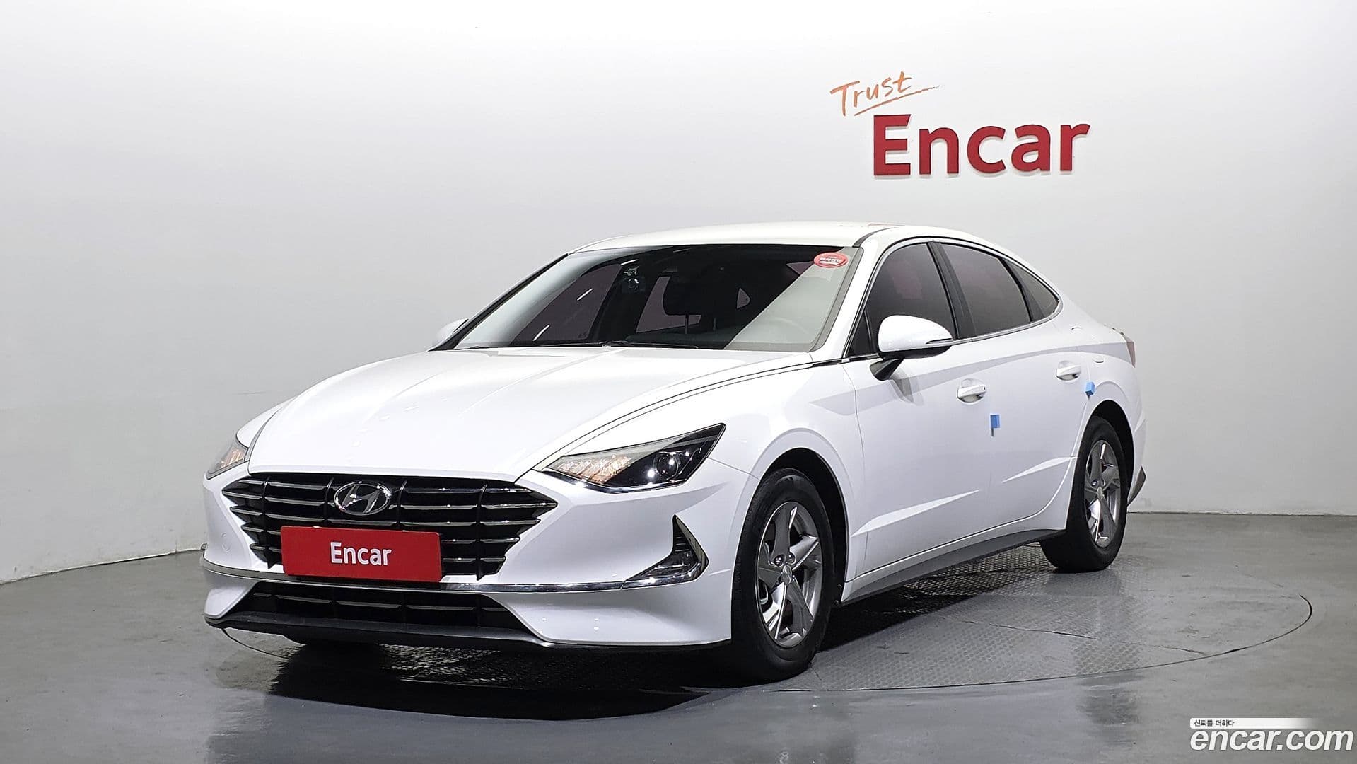 Main__Slider__Photo:Sonata Hyundai 2019.4-0