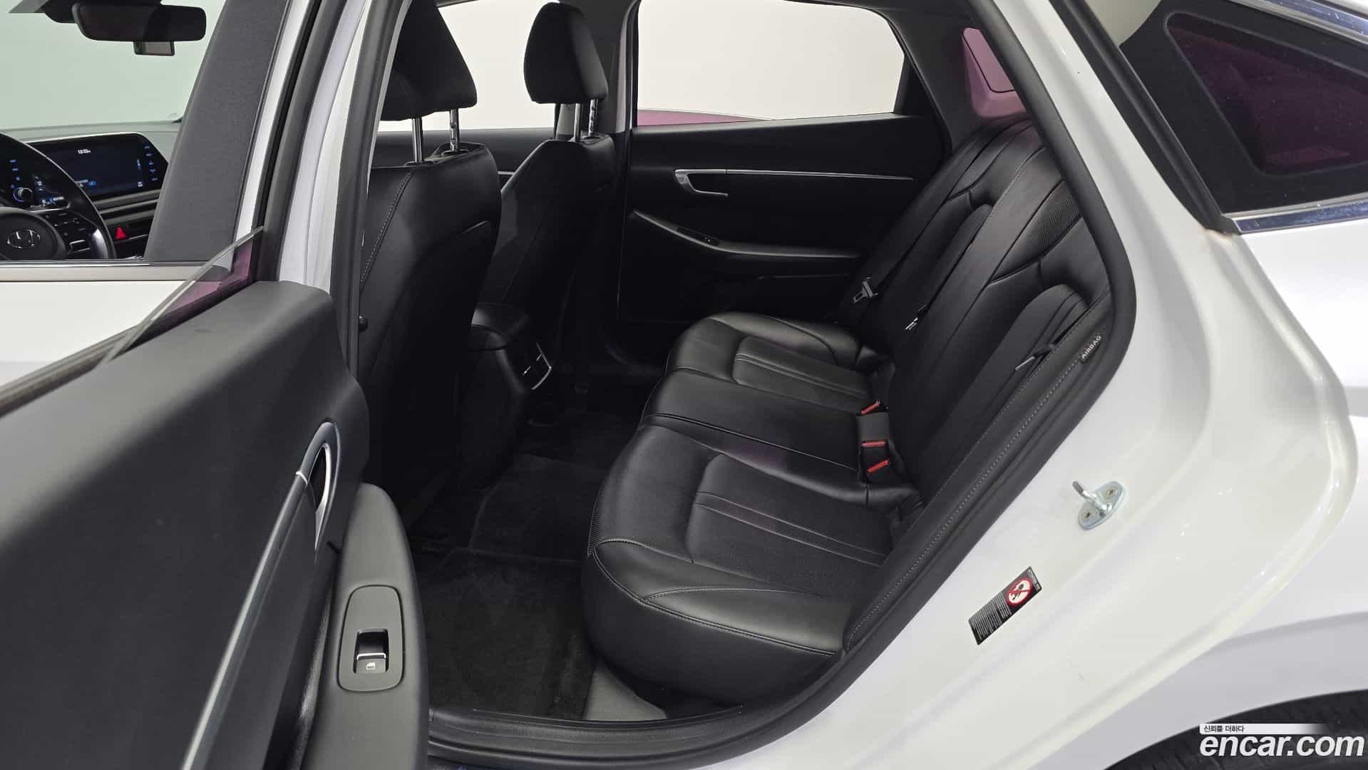Sonata Hyundai 2019.4-OPTION-016
