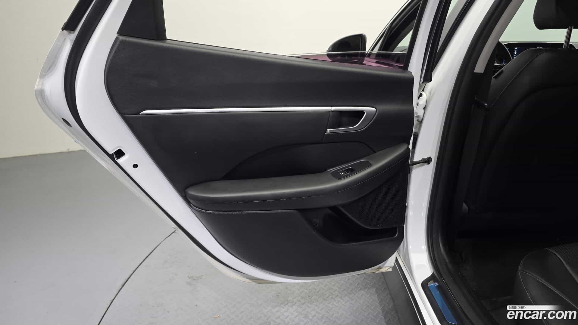 Sonata Hyundai 2019.4-INNER-035