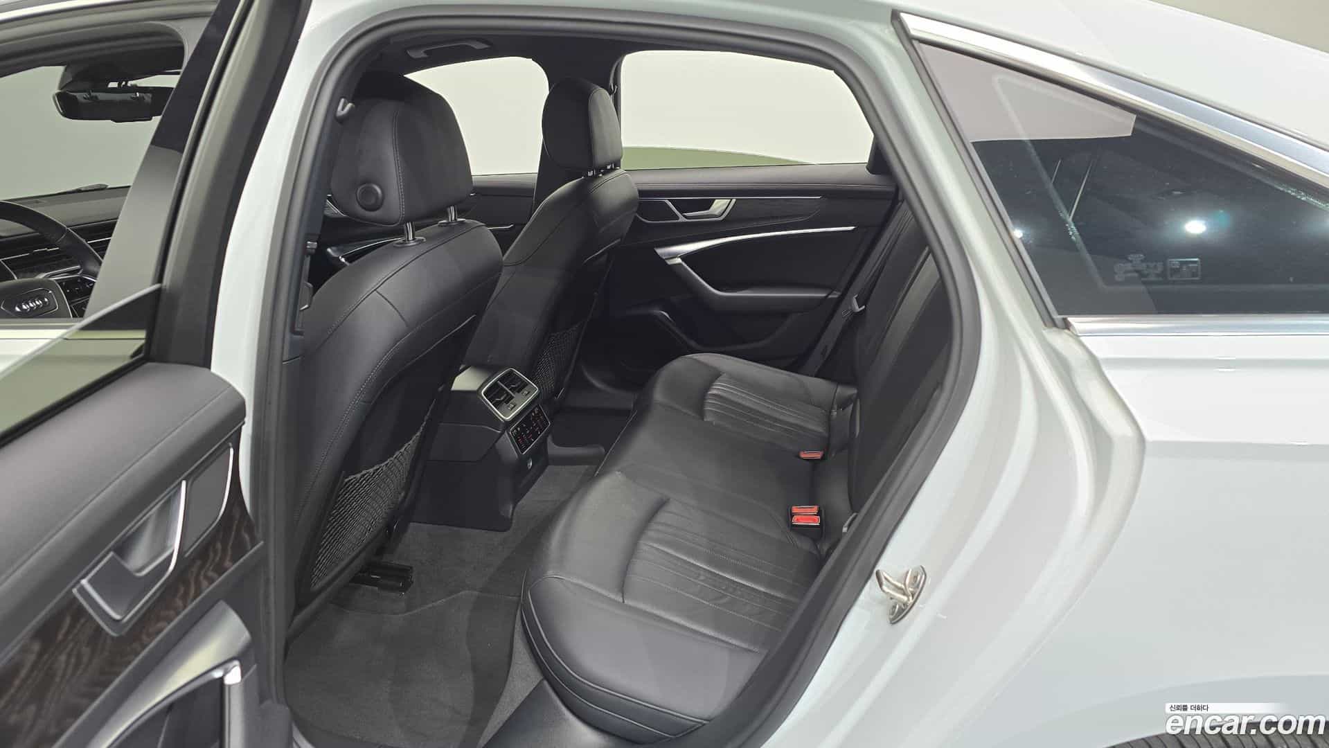 A6 Audi 2021.2-OPTION-015