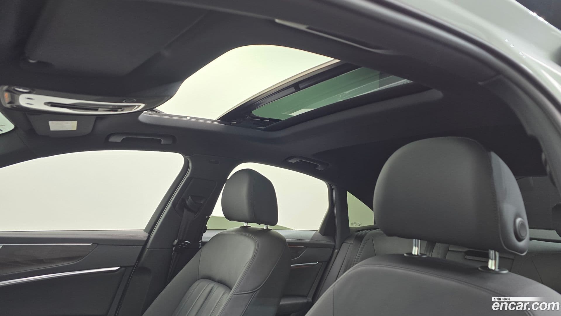 Main__Slider__Photo:A6 Audi 2021.2-18