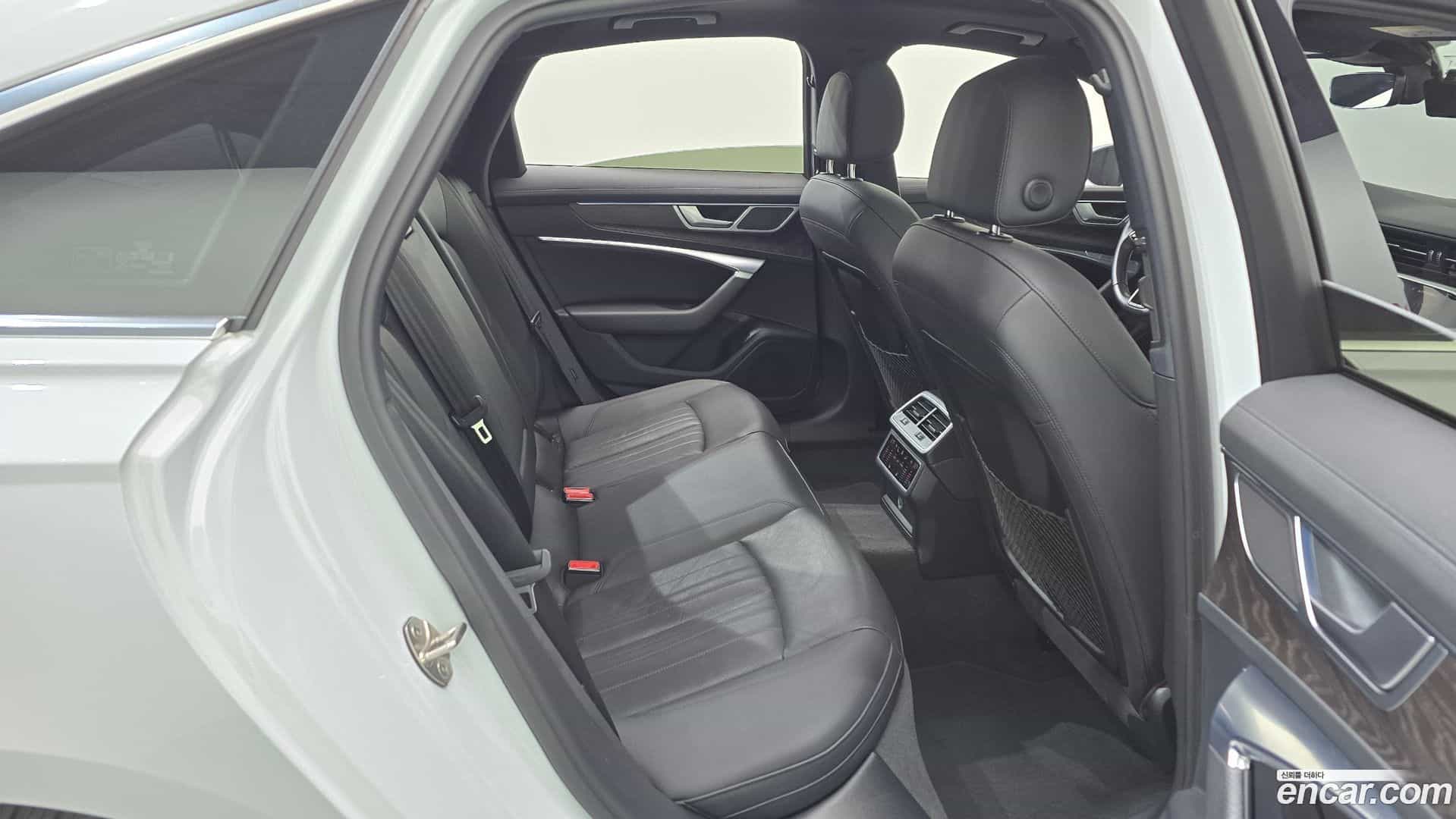 A6 Audi 2021.2-INNER-036