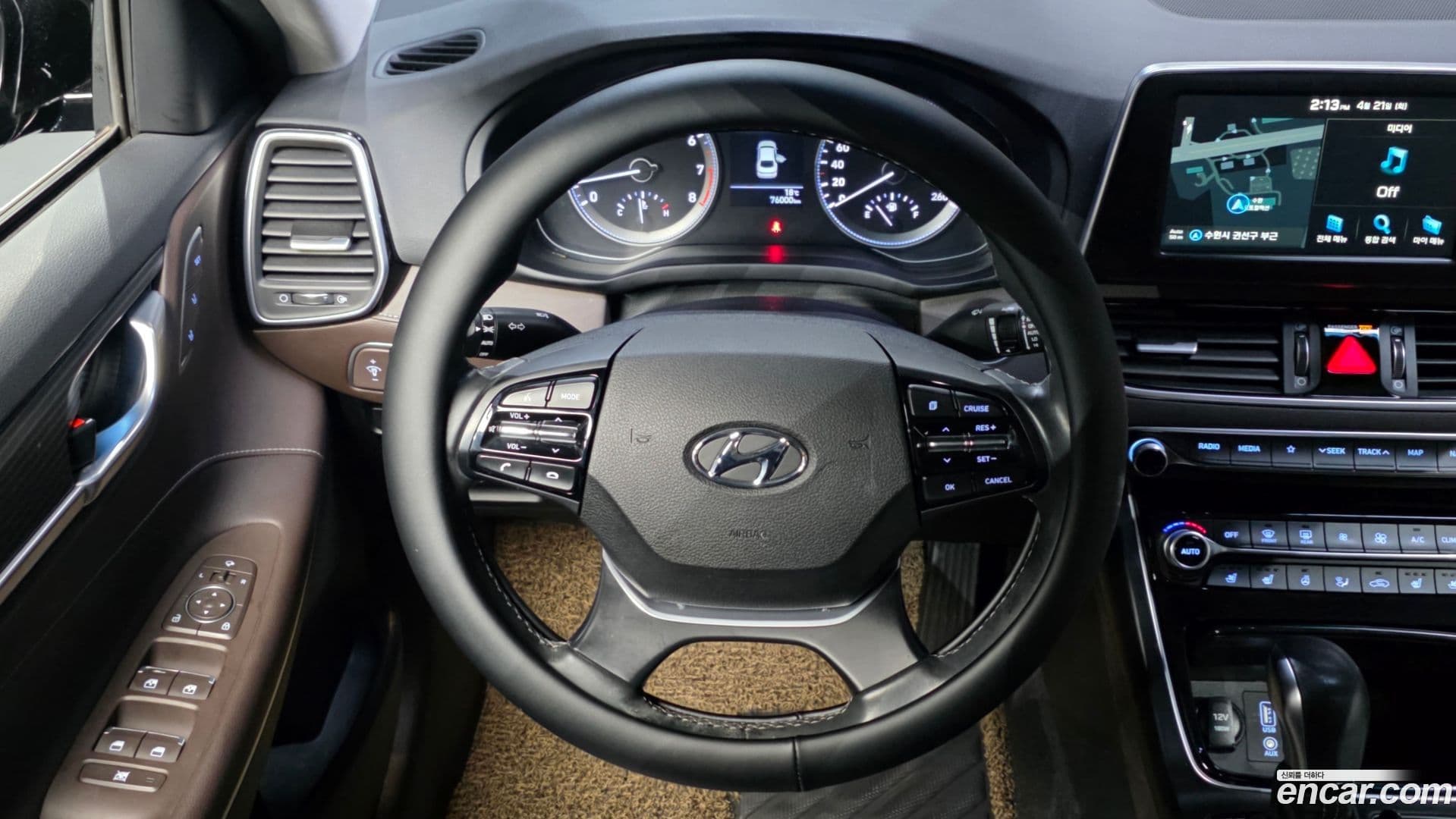 Main__Slider__Photo:Grandeur Hyundai 2018.2-12