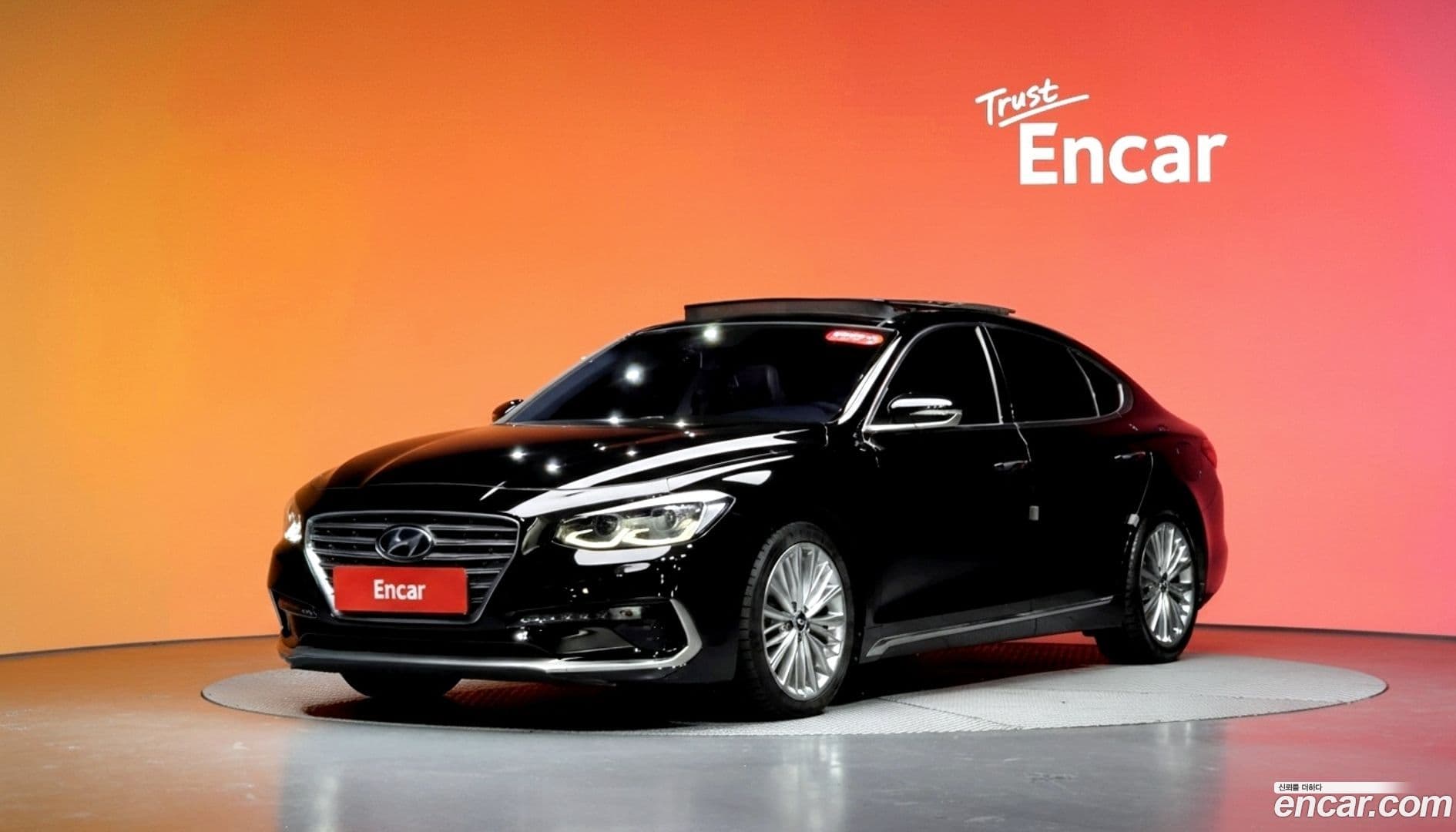 Main__Slider__Photo:Grandeur Hyundai 2018.2-0