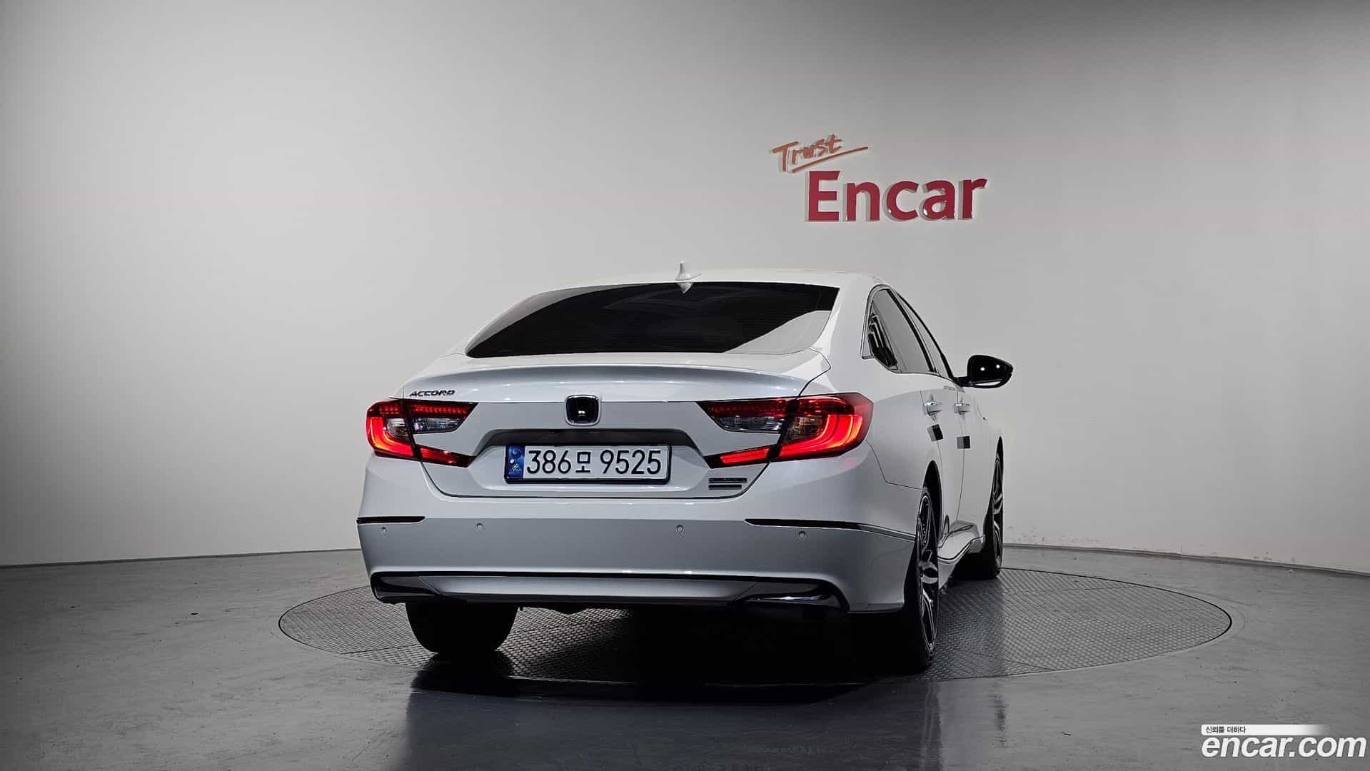 Accord Honda 2021.10-OUTER-004