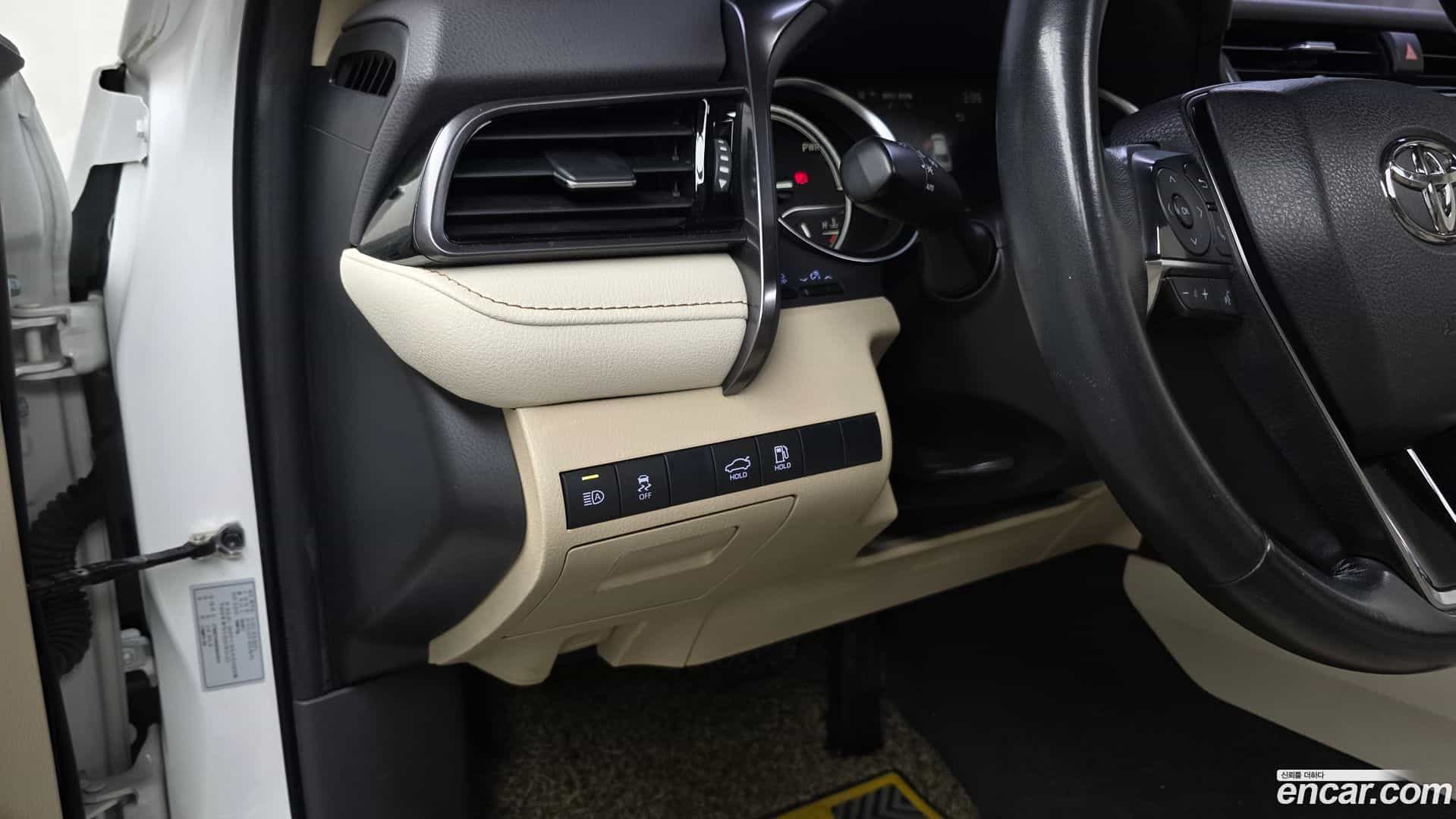 Camry Toyota 2019.2-OPTION-017