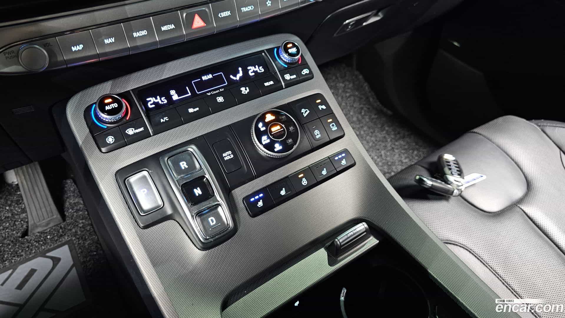 Palisade Hyundai 2020.2-INNER-009