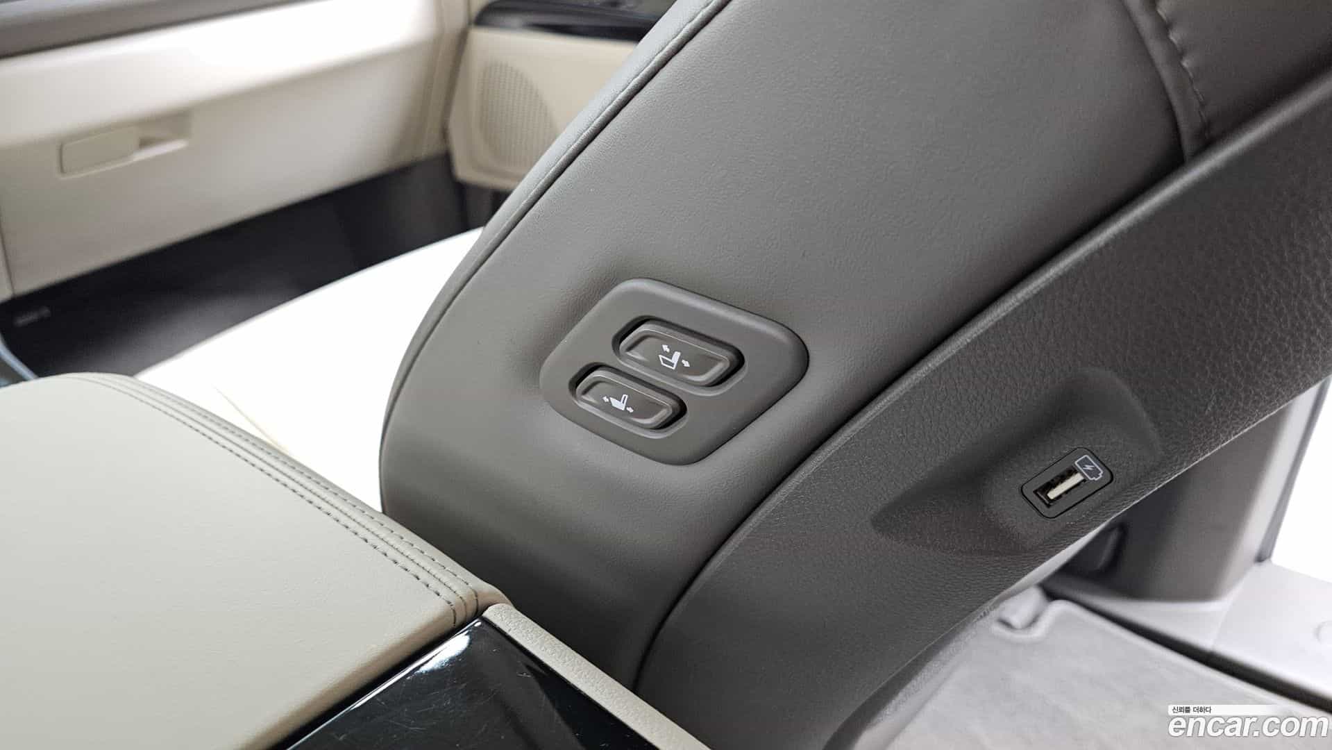 Canival Kia 2022.3-OPTION-042
