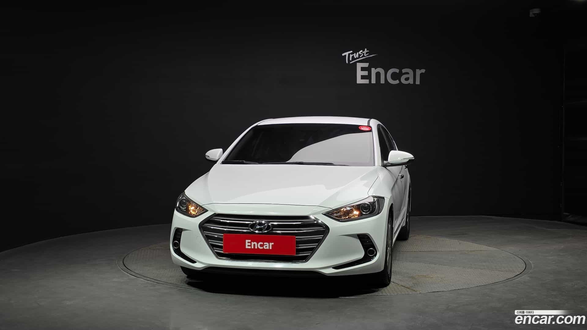 AVANTE Hyundai 2016.8-OUTER-003