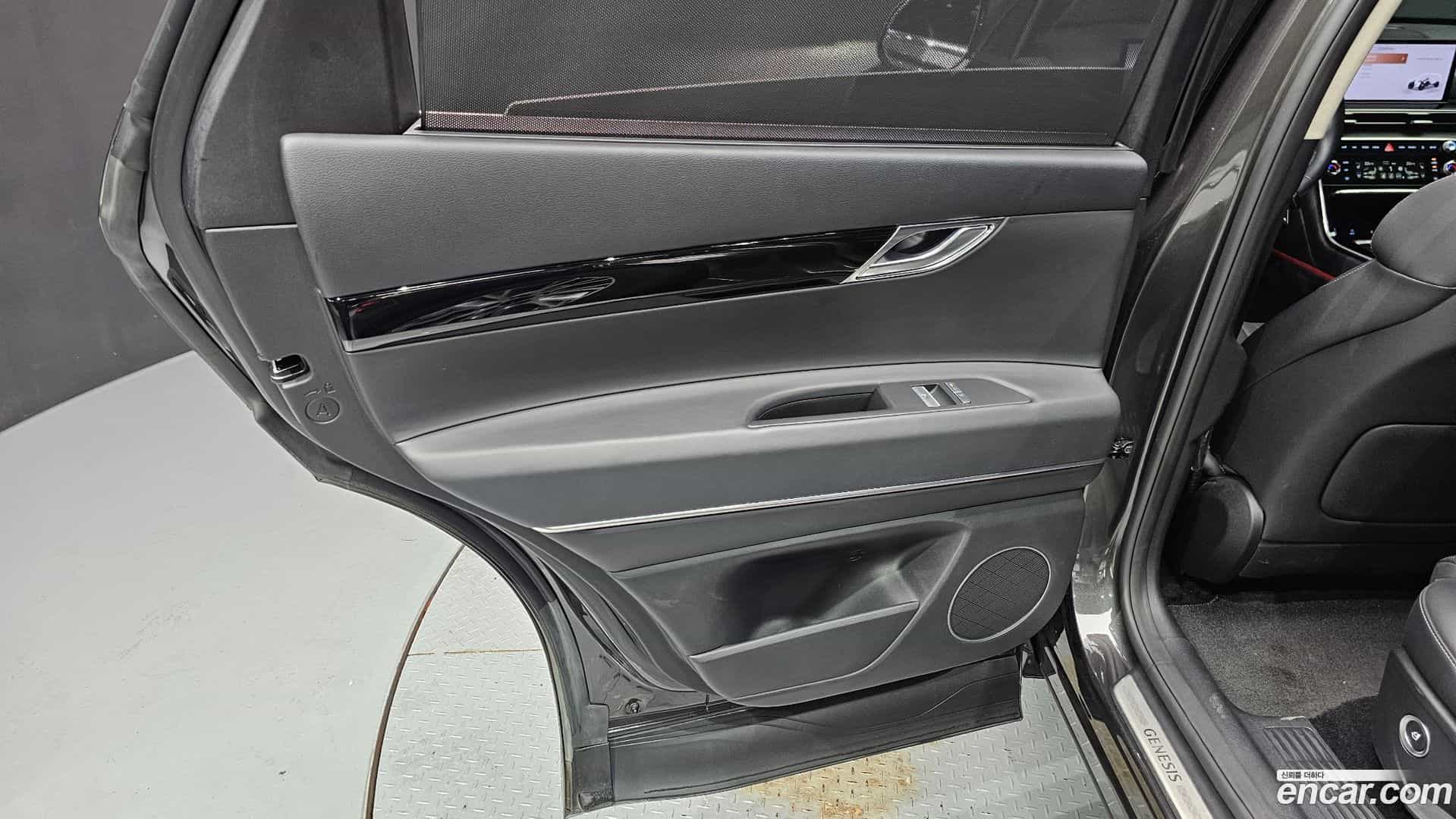 GV80 Genesis 2024.0-INNER-035