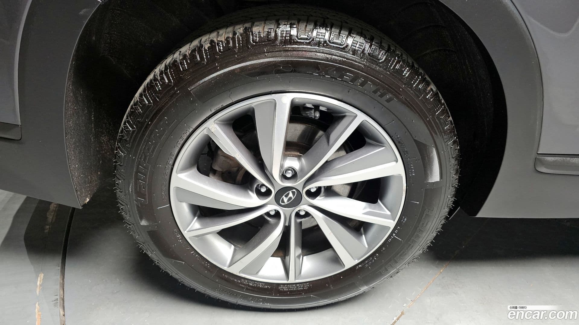 Main__Slider__Photo:Santafe Hyundai 2019.0-4