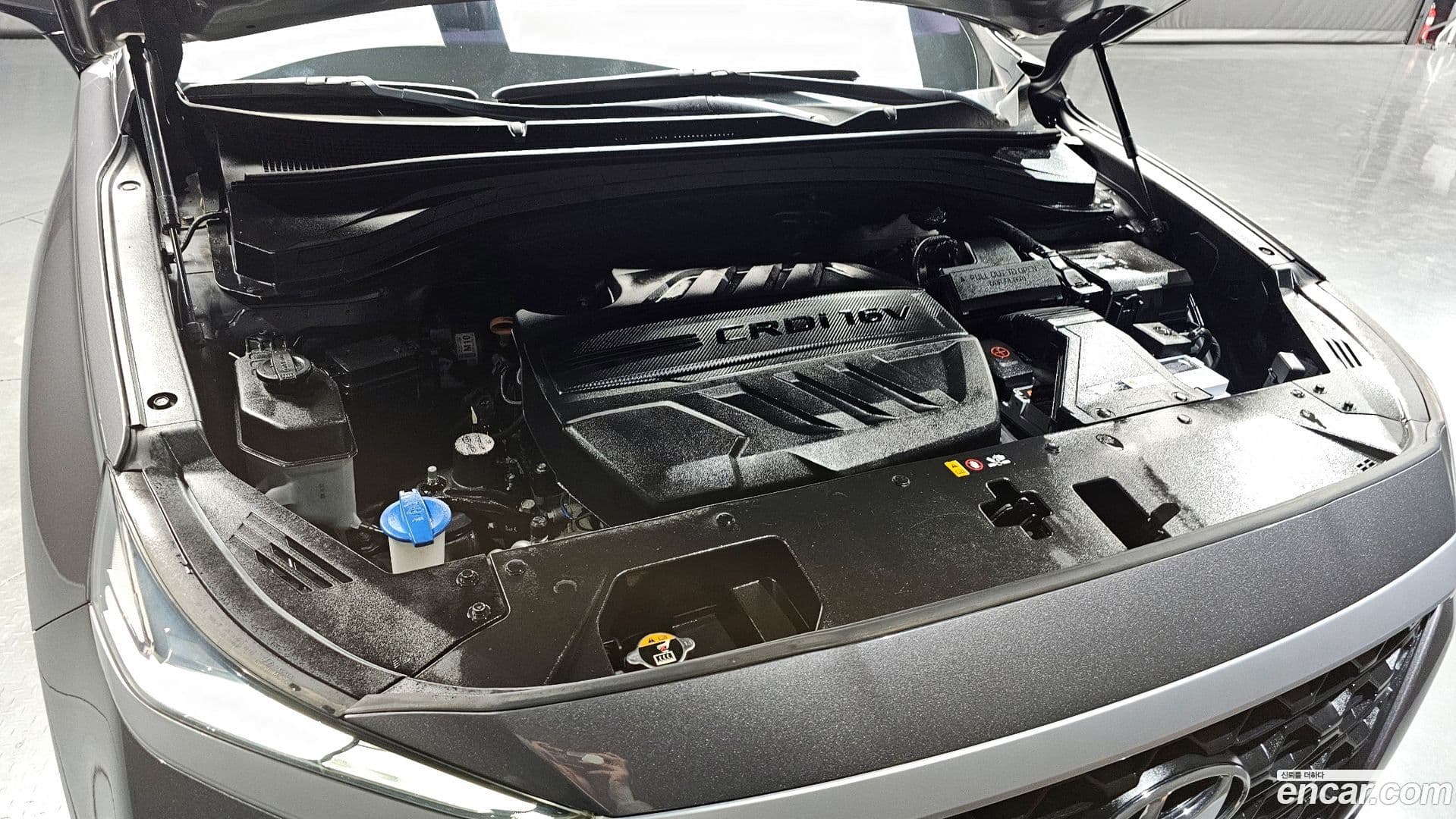 Main__Slider__Photo:Santafe Hyundai 2019.0-5