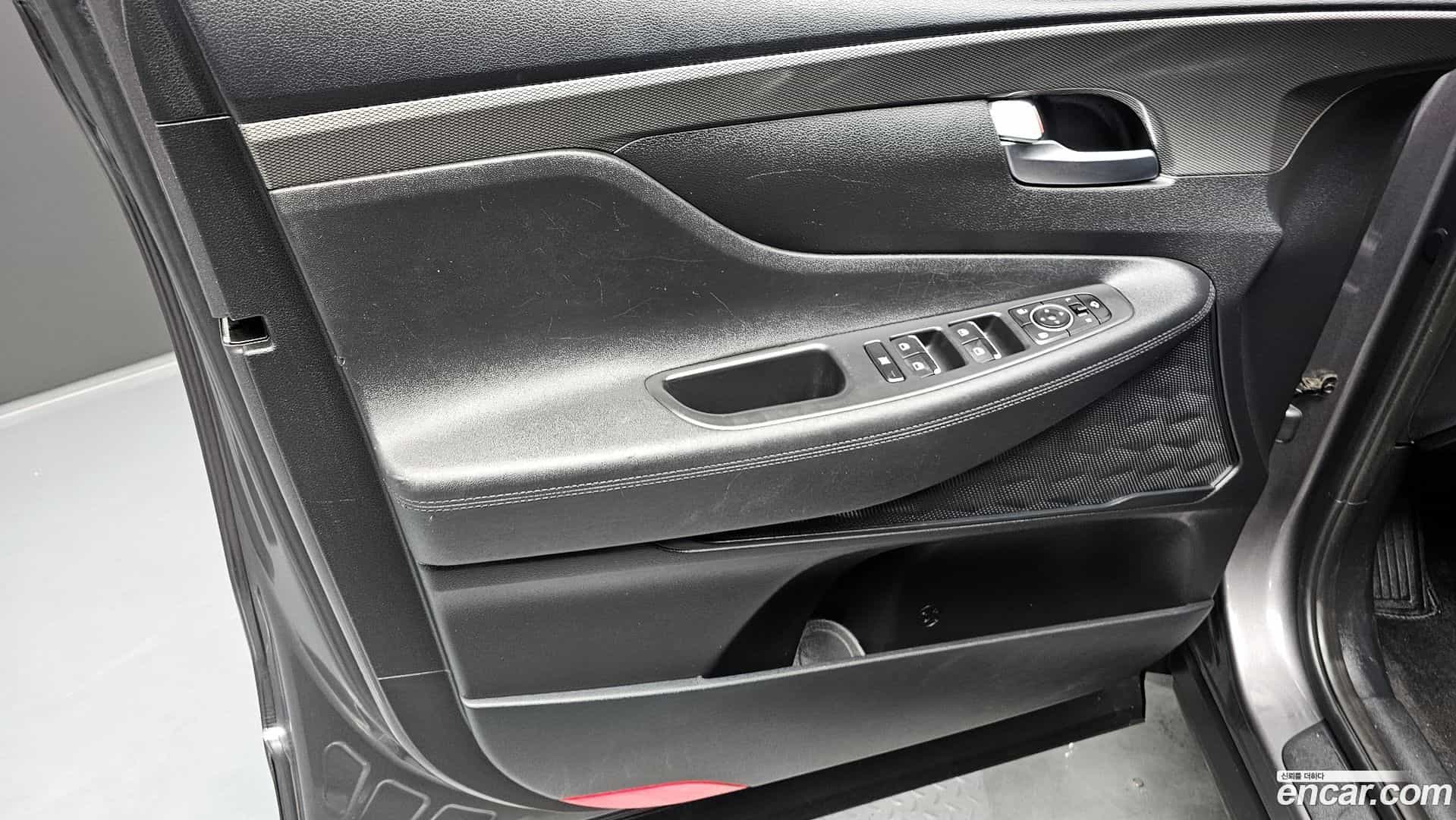 Santafe Hyundai 2019.0-INNER-034