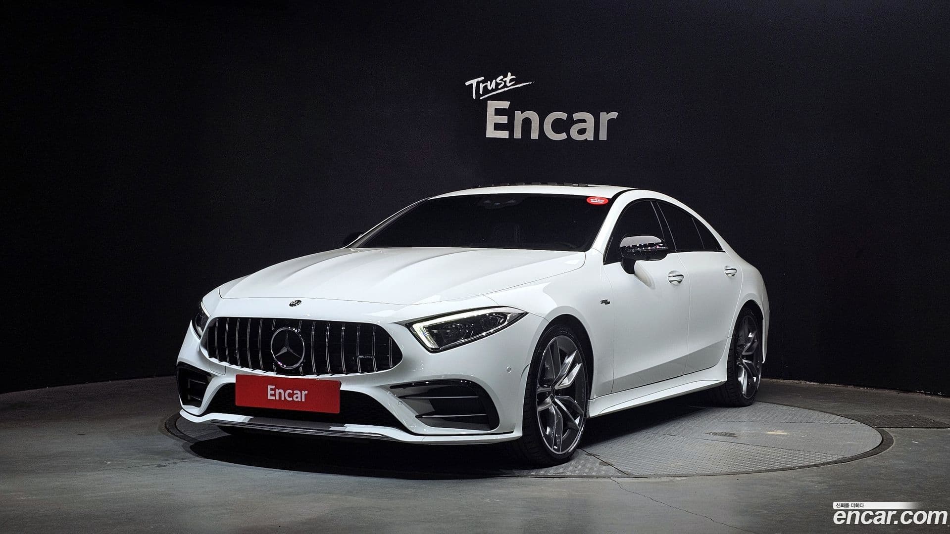 Main__Slider__Photo:CLS-Class Mercedes-Benz 2021.10-0