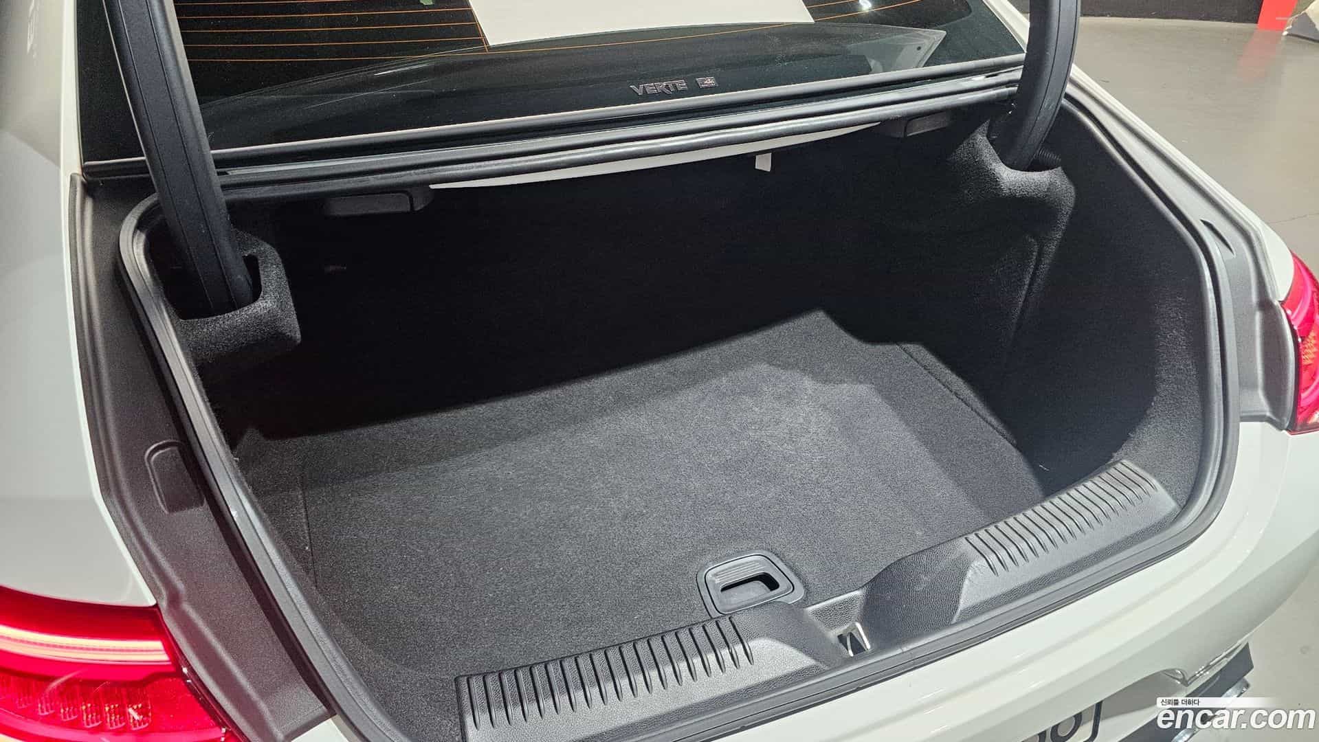 CLS-Class Mercedes-Benz 2021.10-OPTION-043