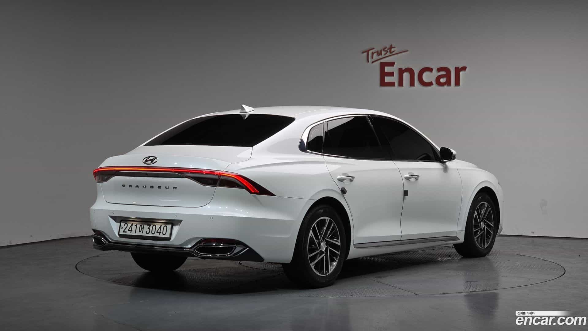 Grandeur Hyundai 2019.11-OUTER-002