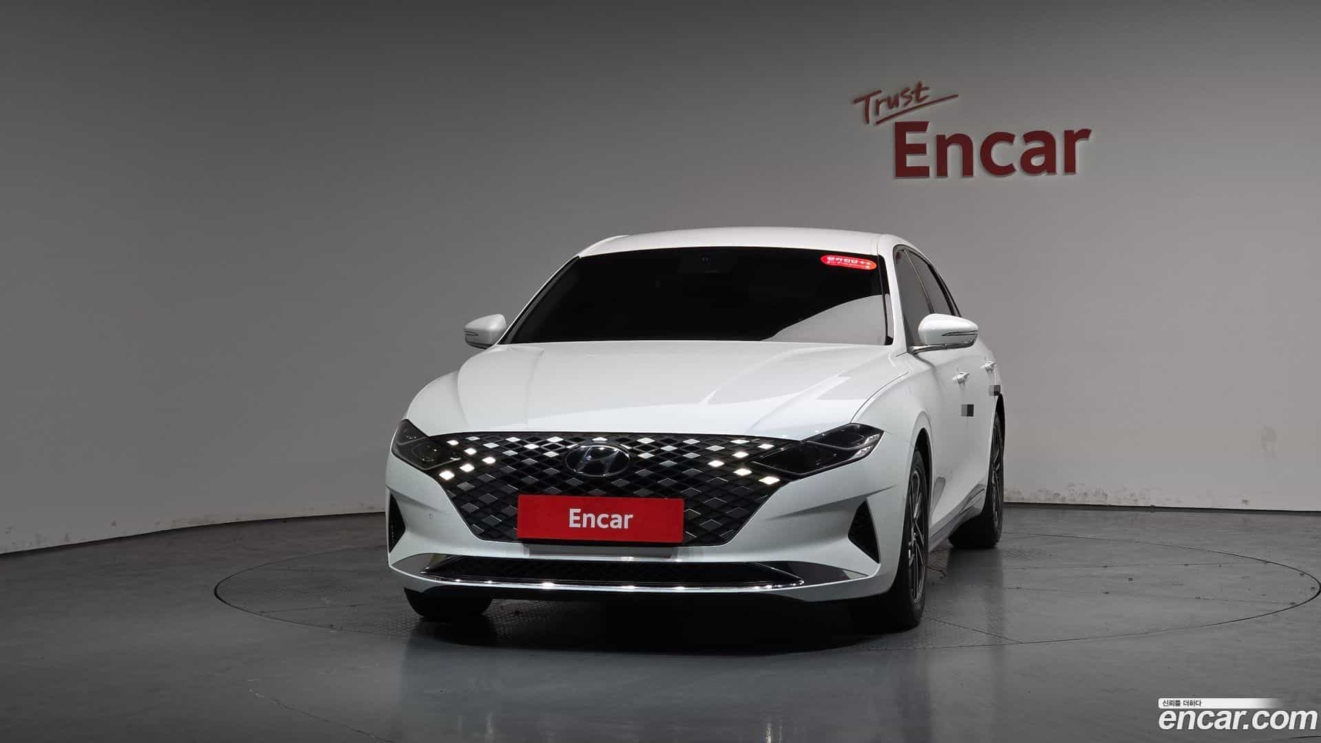 Grandeur Hyundai 2019.11-OUTER-003