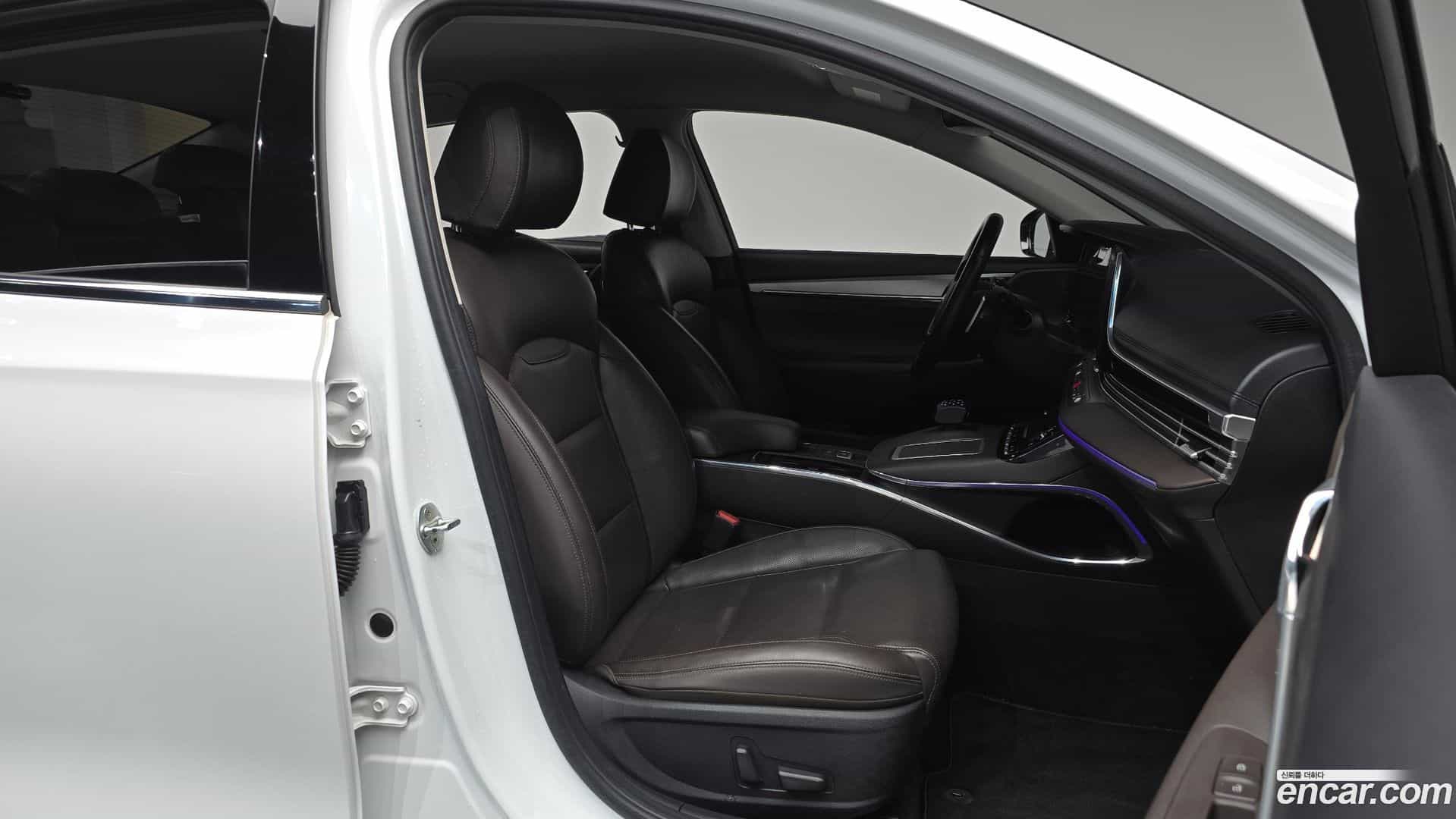 Grandeur Hyundai 2019.11-OPTION-015