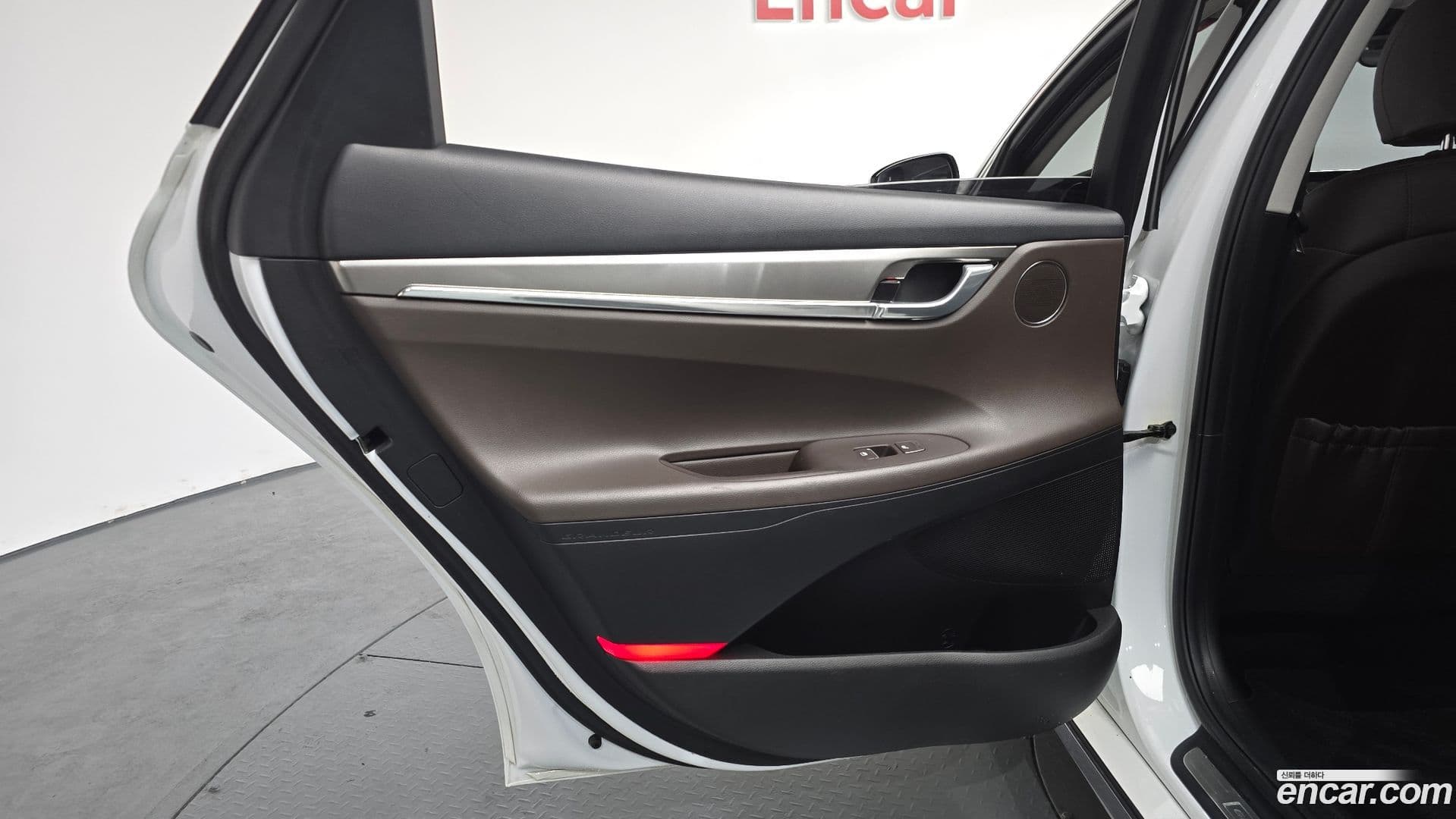 Main__Slider__Photo:Grandeur Hyundai 2019.11-24