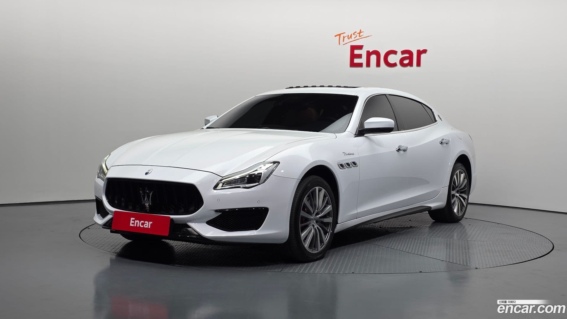 Main__Slider__Photo:Quattroporte Maserati 2017.7-0