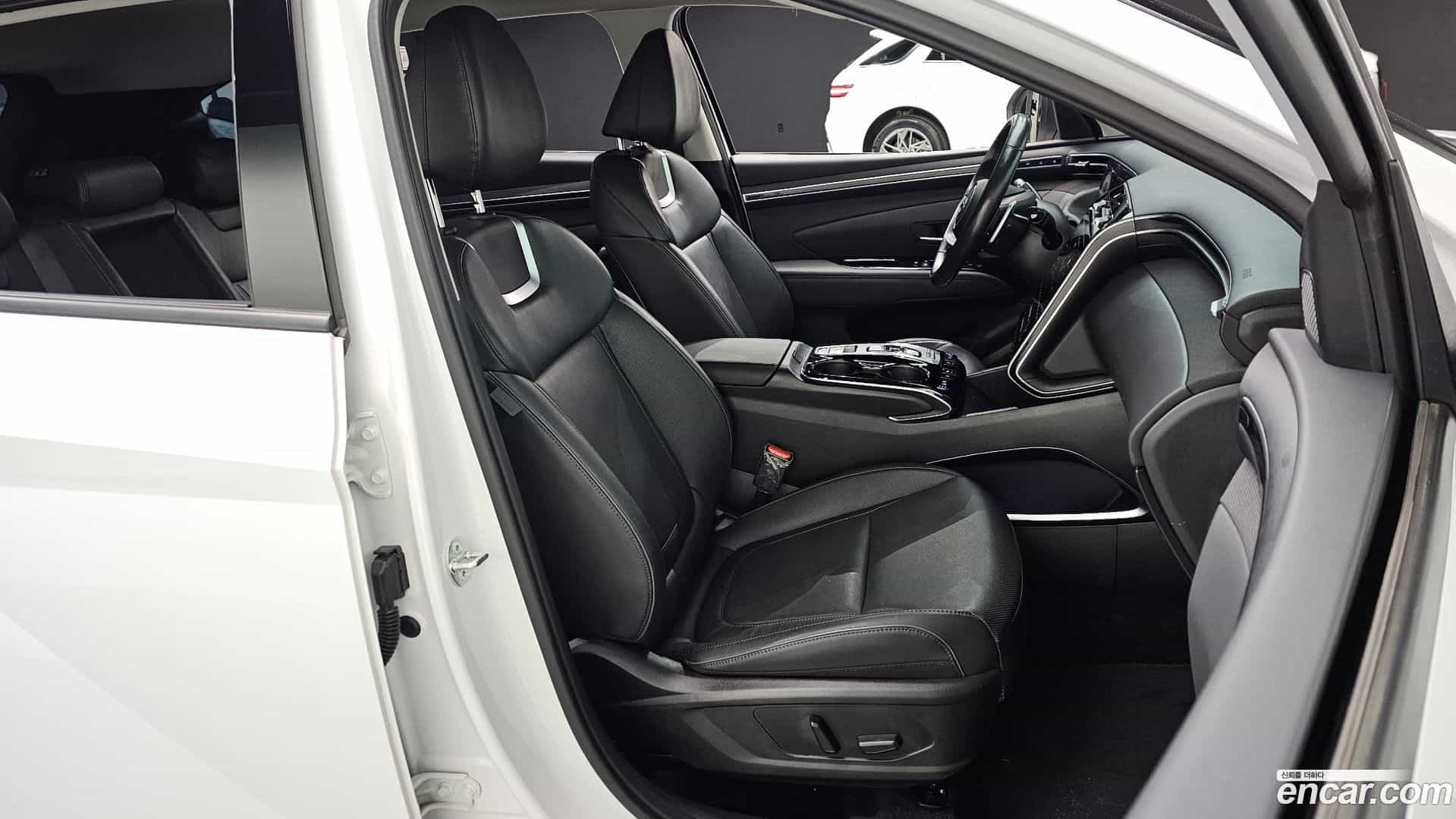 Tucson Hyundai 2023.2-INNER-010