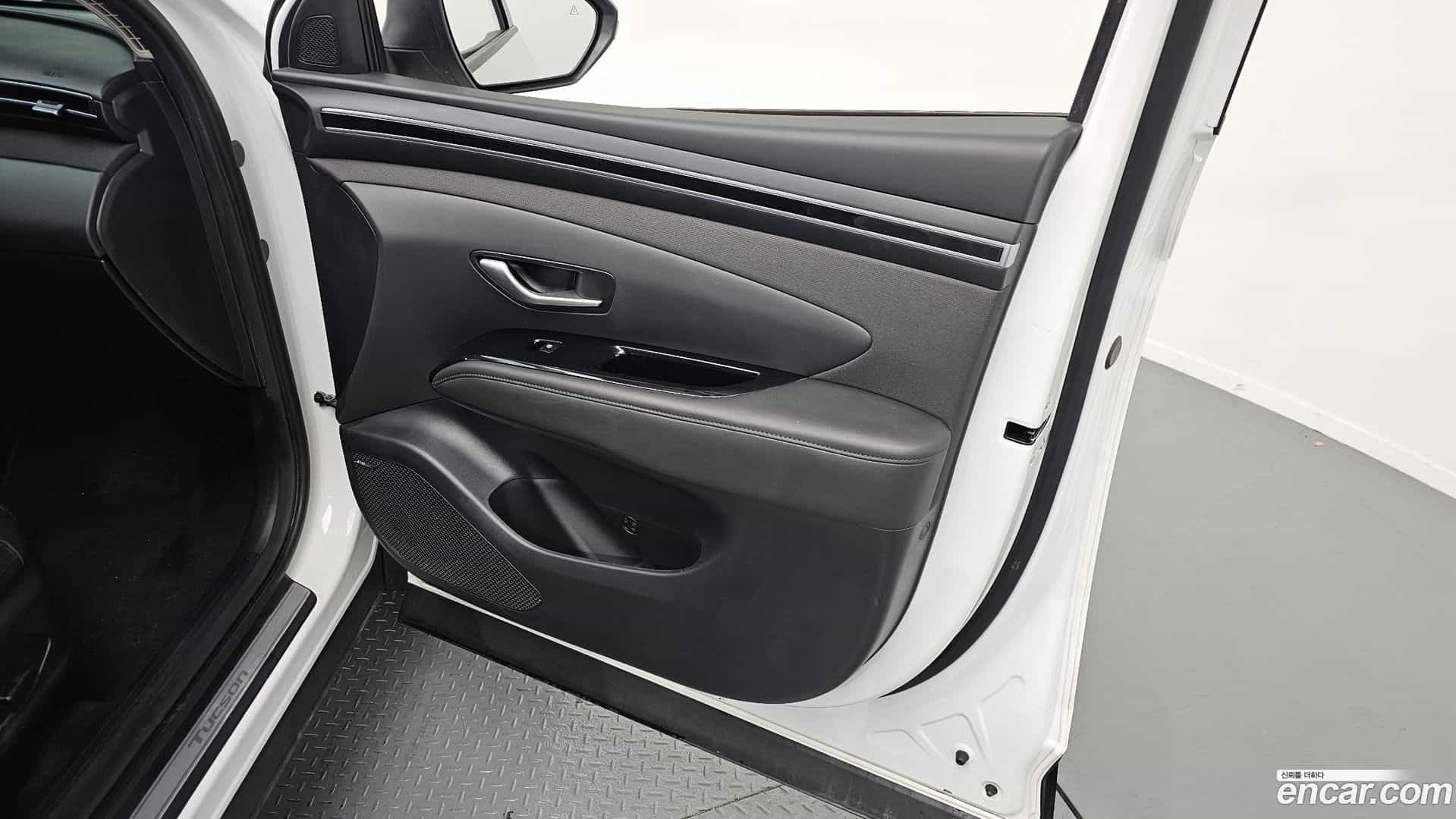 Tucson Hyundai 2023.2-INNER-034