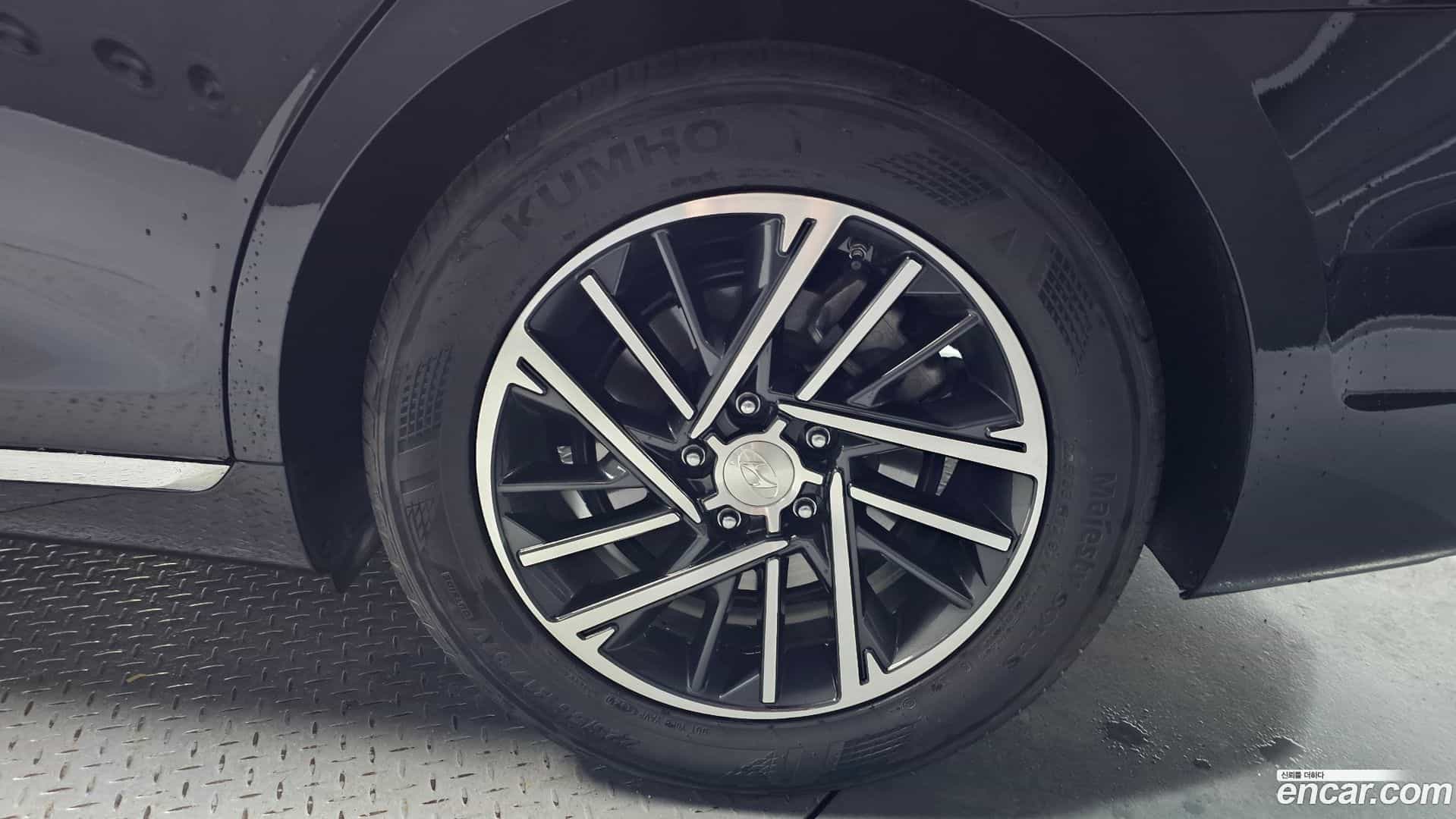 Grandeur Hyundai 2020.10-OUTER-005