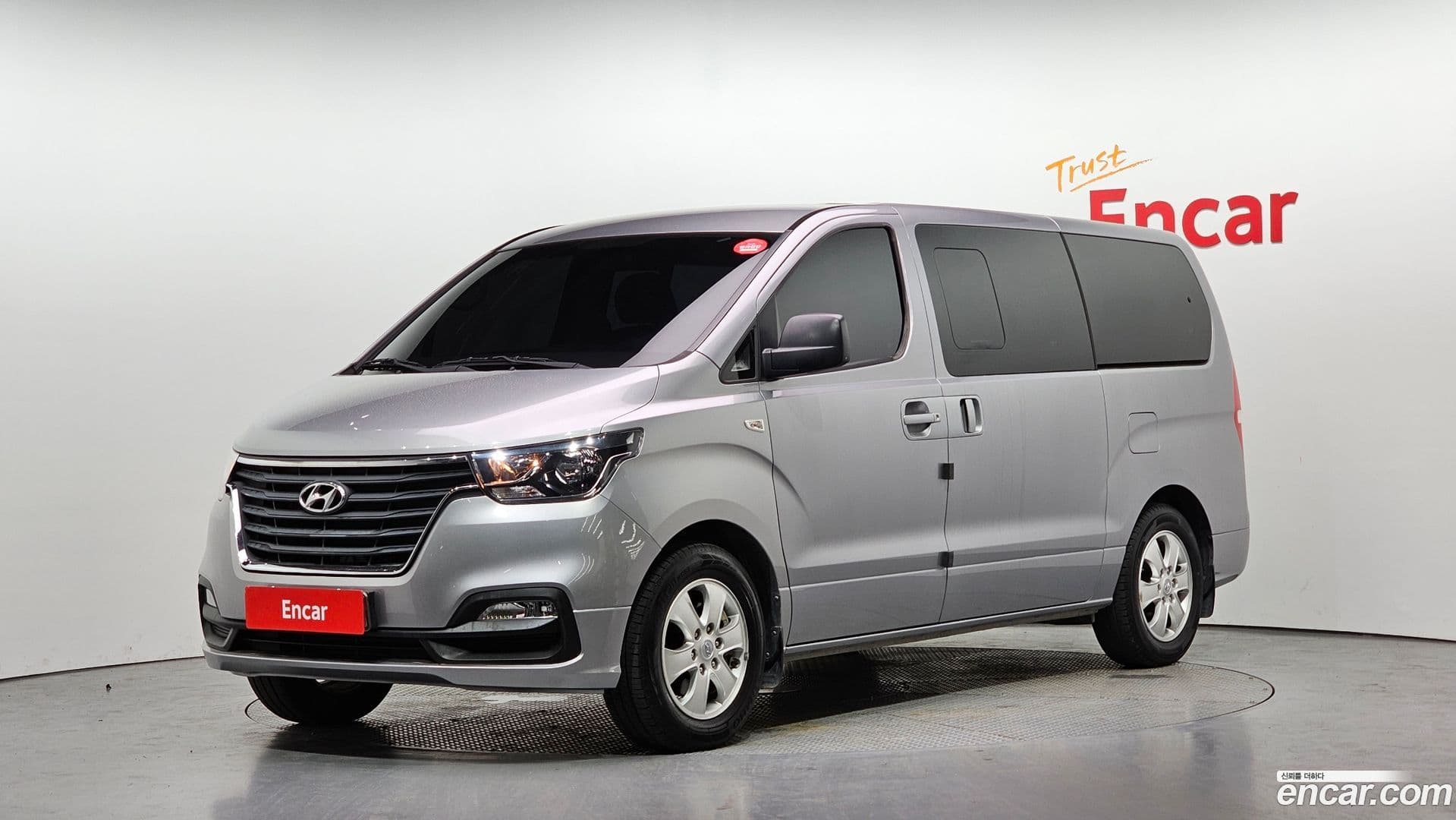 Main__Slider__Photo:Starex Hyundai 2020.10-0