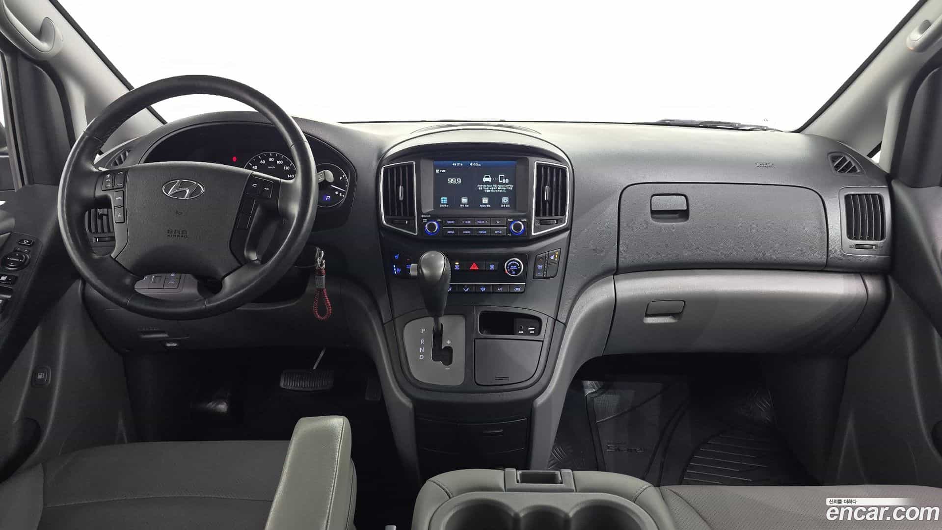 Starex Hyundai 2020.10-INNER-007