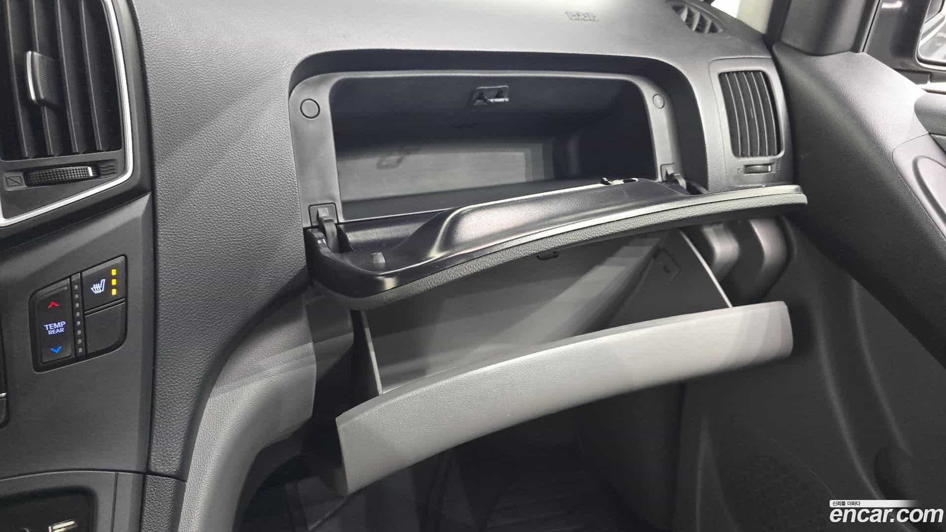 Starex Hyundai 2020.10-OPTION-020