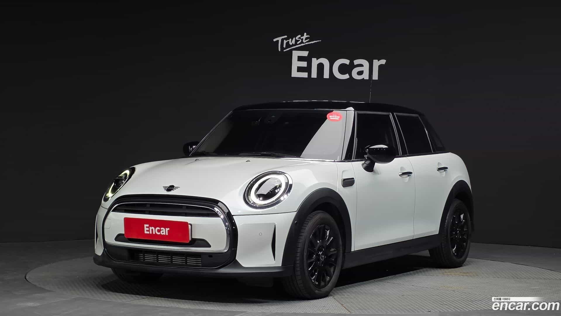 Cooper Mini 2023.8-OUTER-001