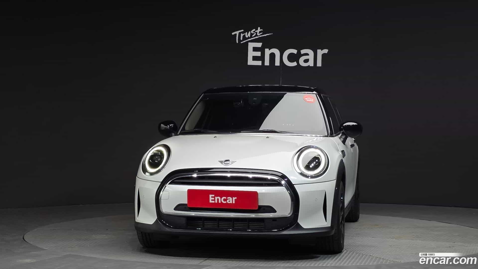 Cooper Mini 2023.8-OUTER-003