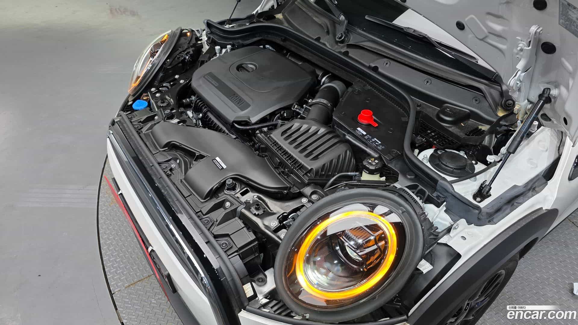 Cooper Mini 2023.8-OUTER-006