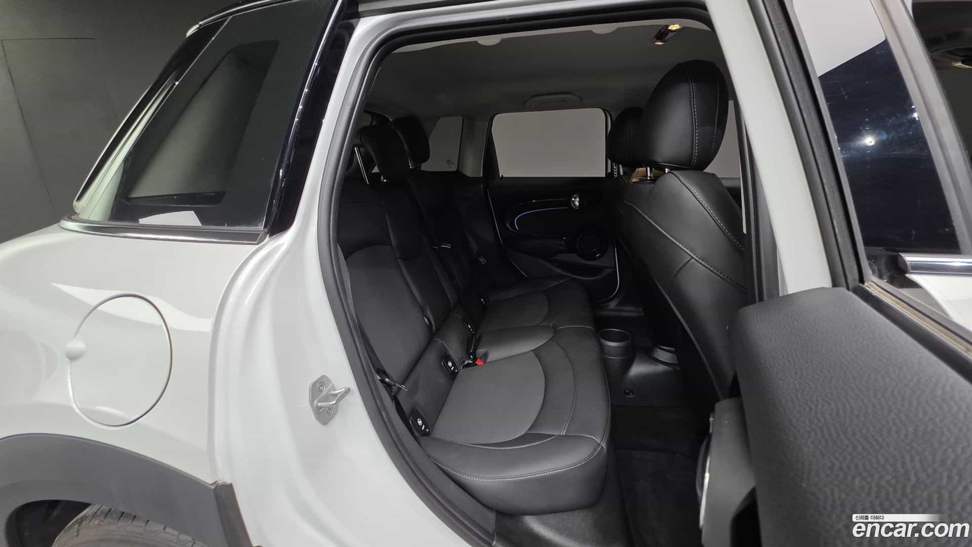 Cooper Mini 2023.8-OPTION-022