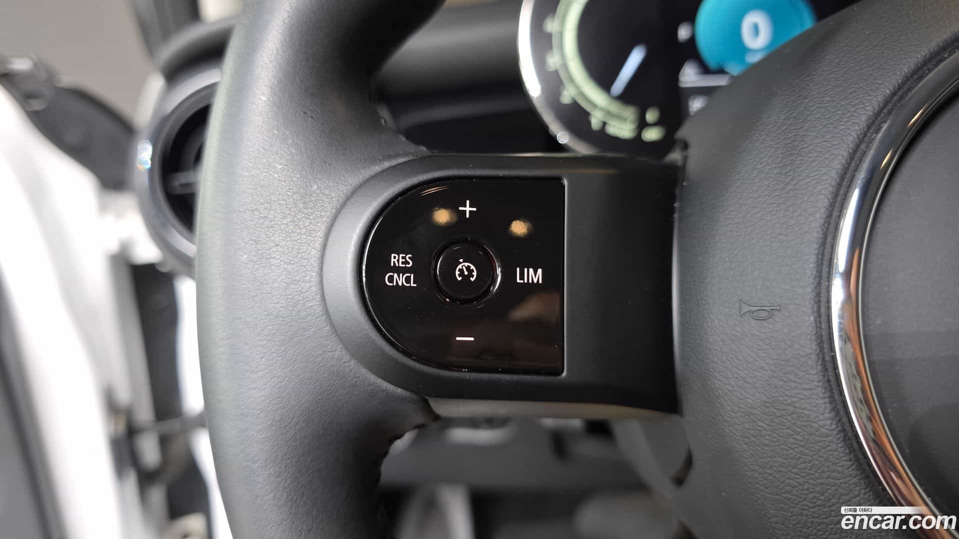 Cooper Mini 2023.8-OPTION-040