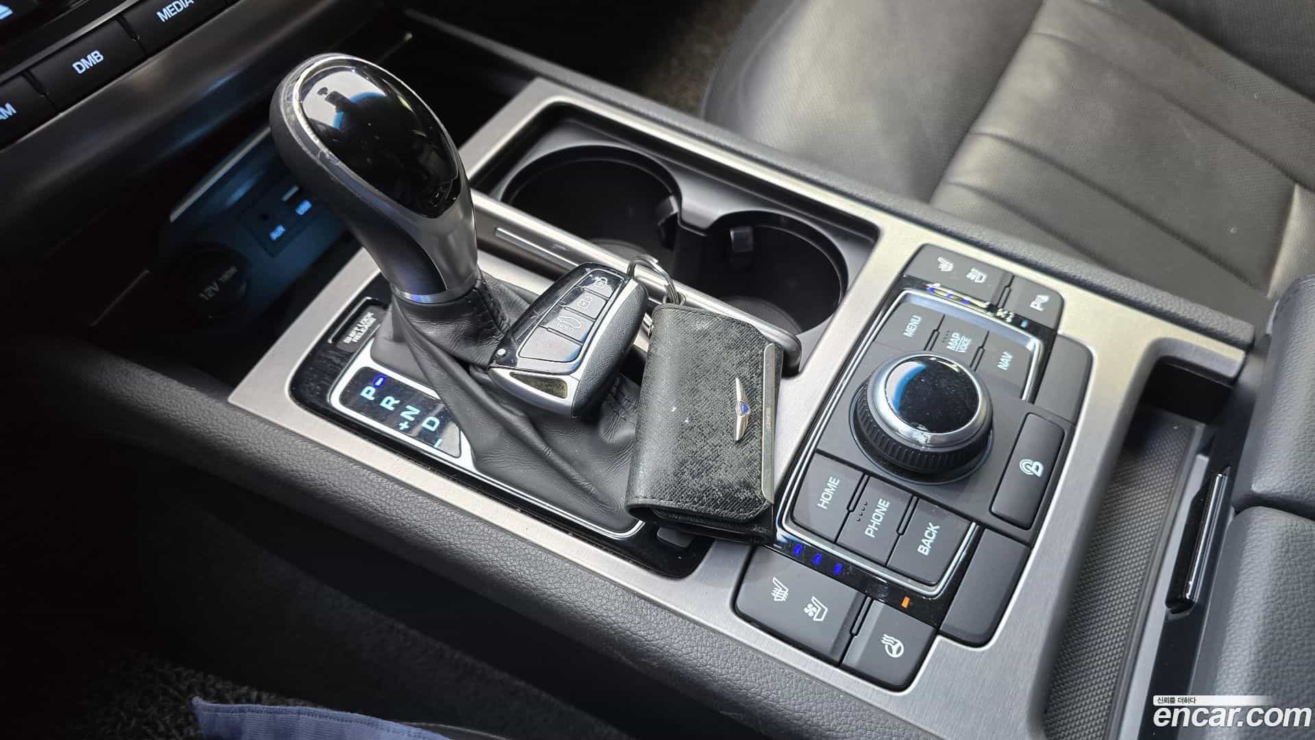 Genesis Hyundai 2015.7-INNER-009