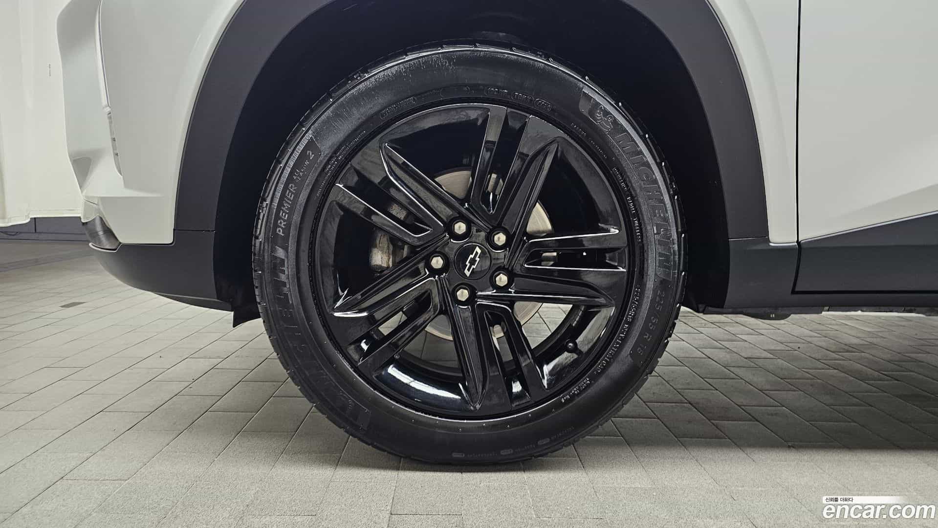 Trax Chevrolet 2023.4-OUTER-005