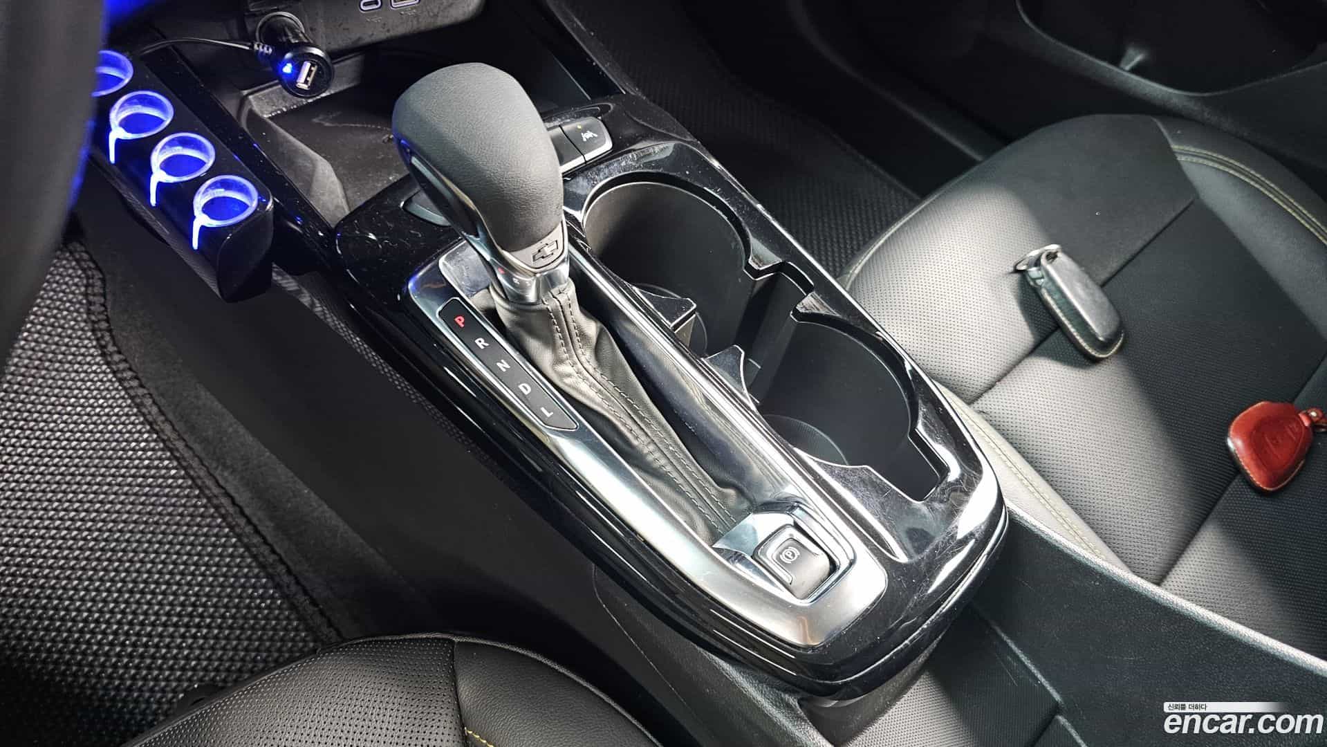 Trax Chevrolet 2023.4-INNER-009