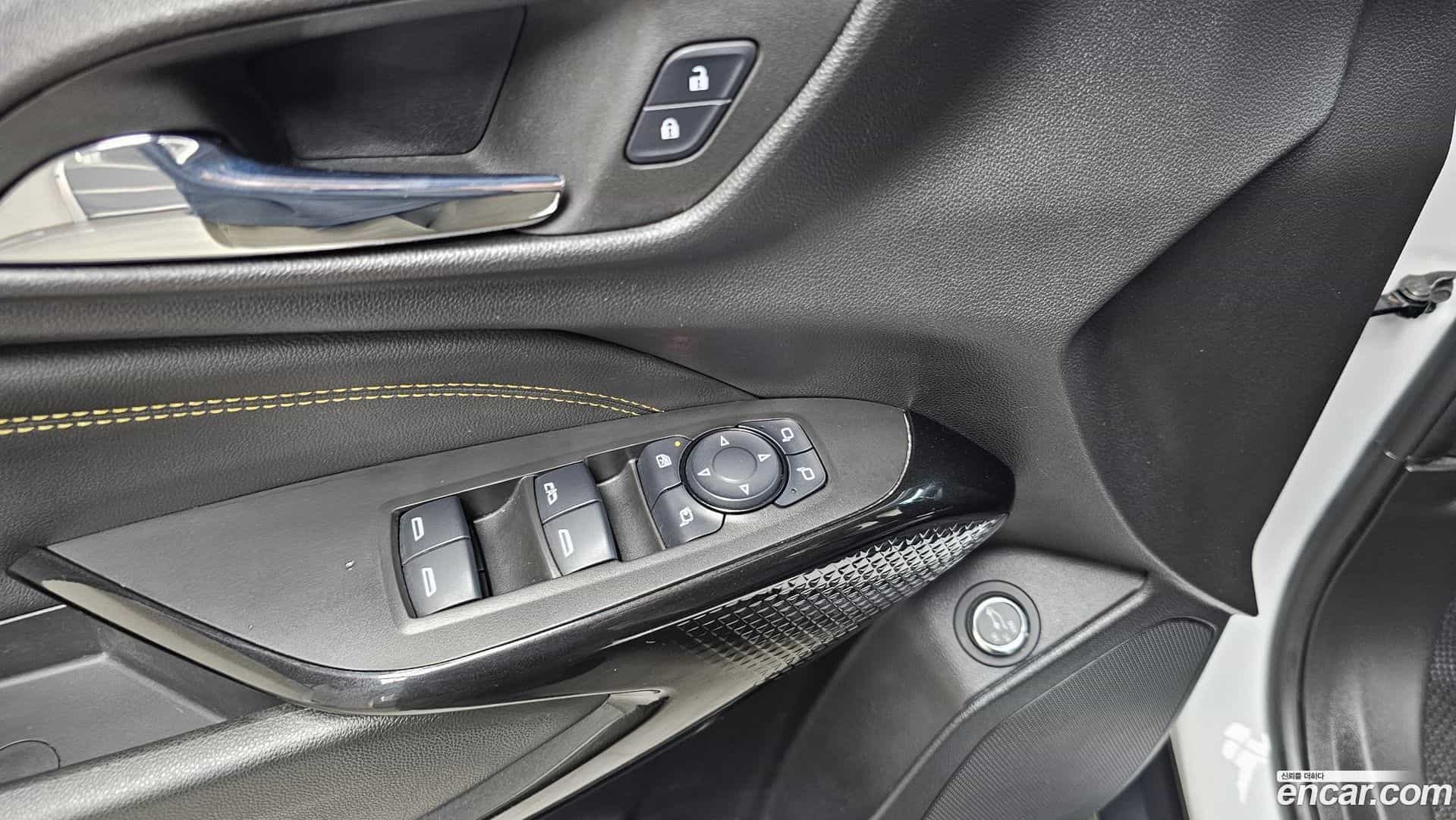 Trax Chevrolet 2023.4-OPTION-020