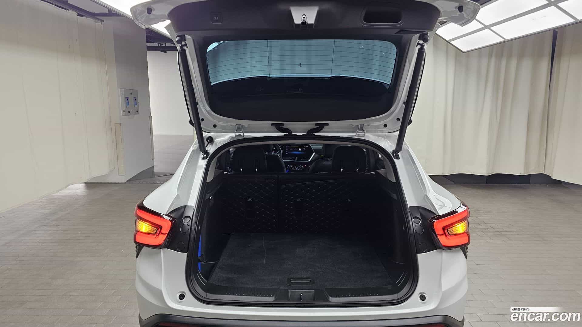 Trax Chevrolet 2023.4-OPTION-024
